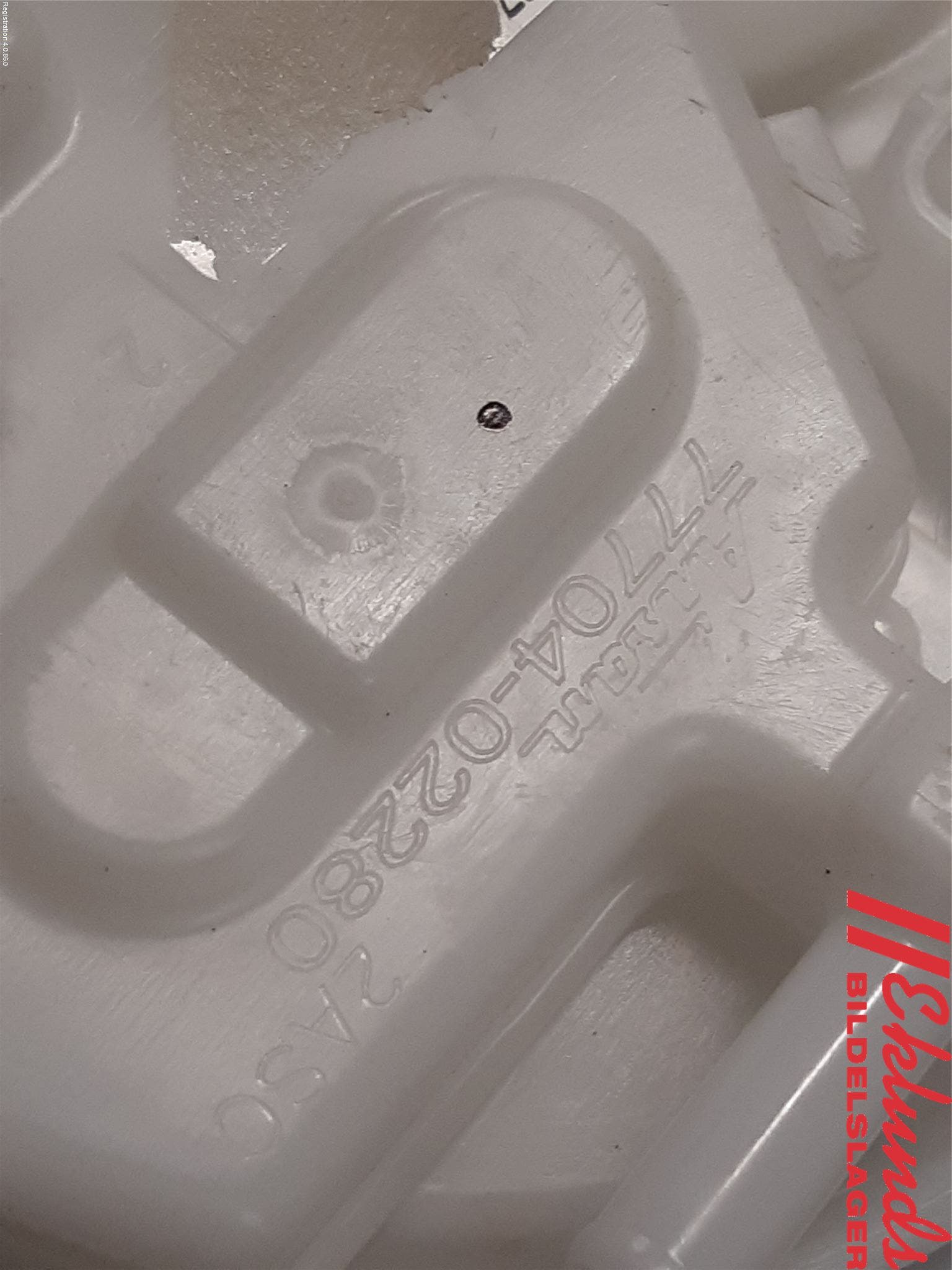 Toyota YARIS CROSS XP21 21- Bränslepump El