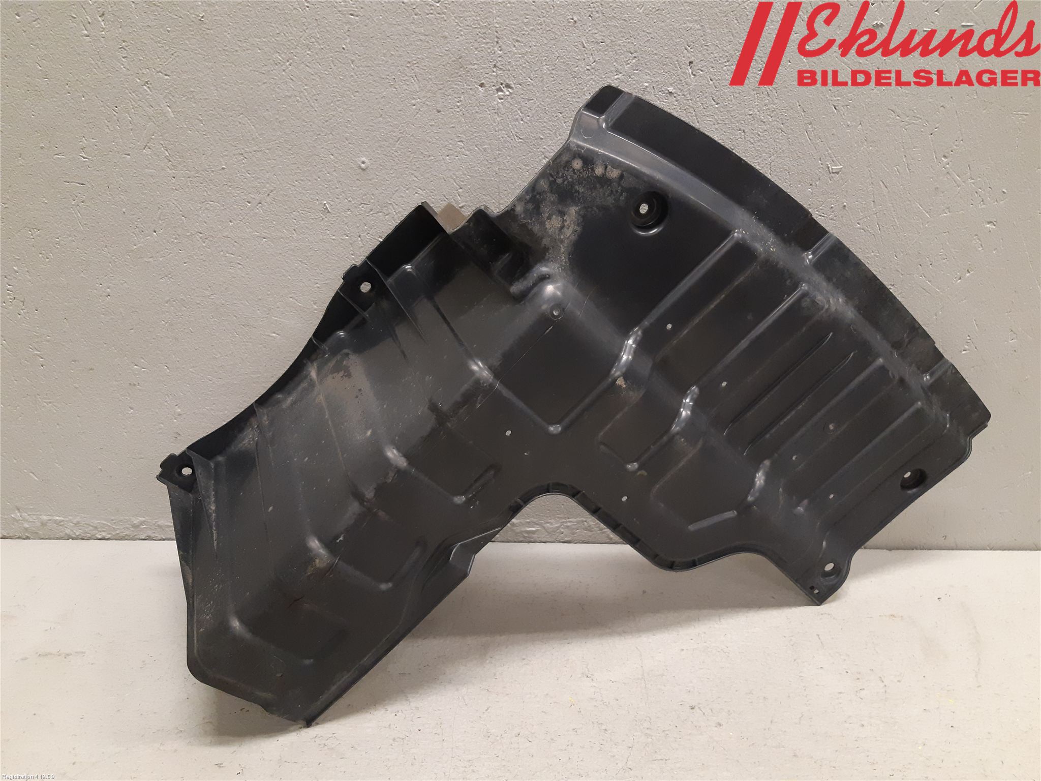 Kia RIO 12-16 Hasplåt Plåt-Plast