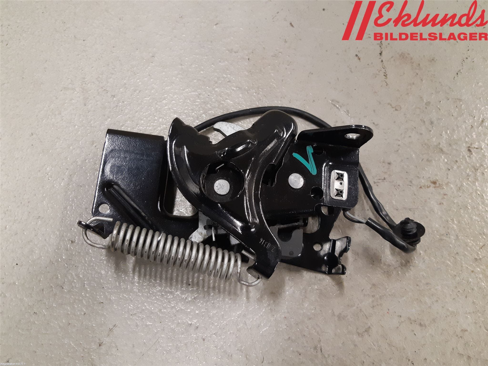 BMW 3 F30/F31/F80 12-19 Huvlås