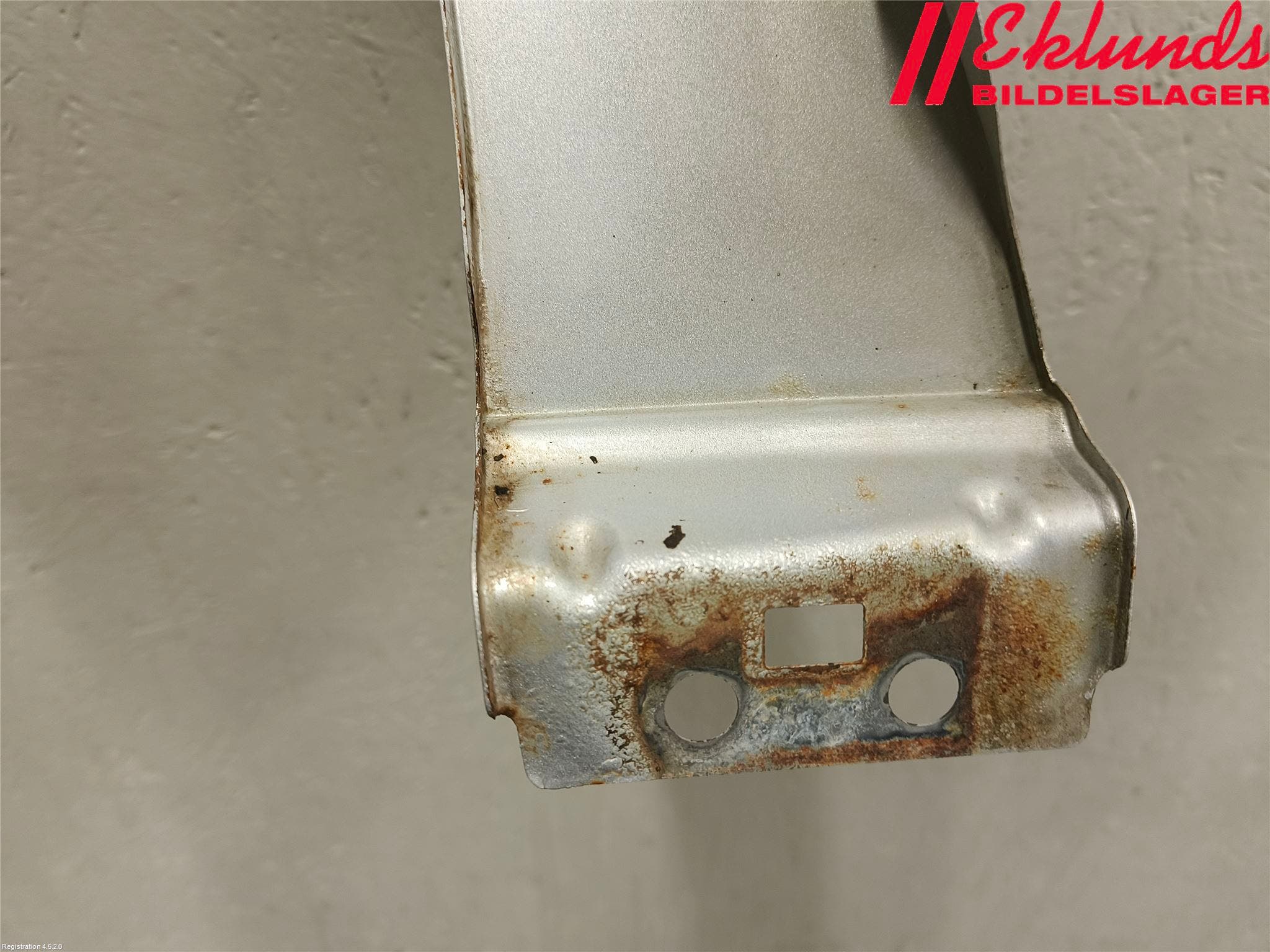 Hyundai i40 08-15 Skärm Fram Höger