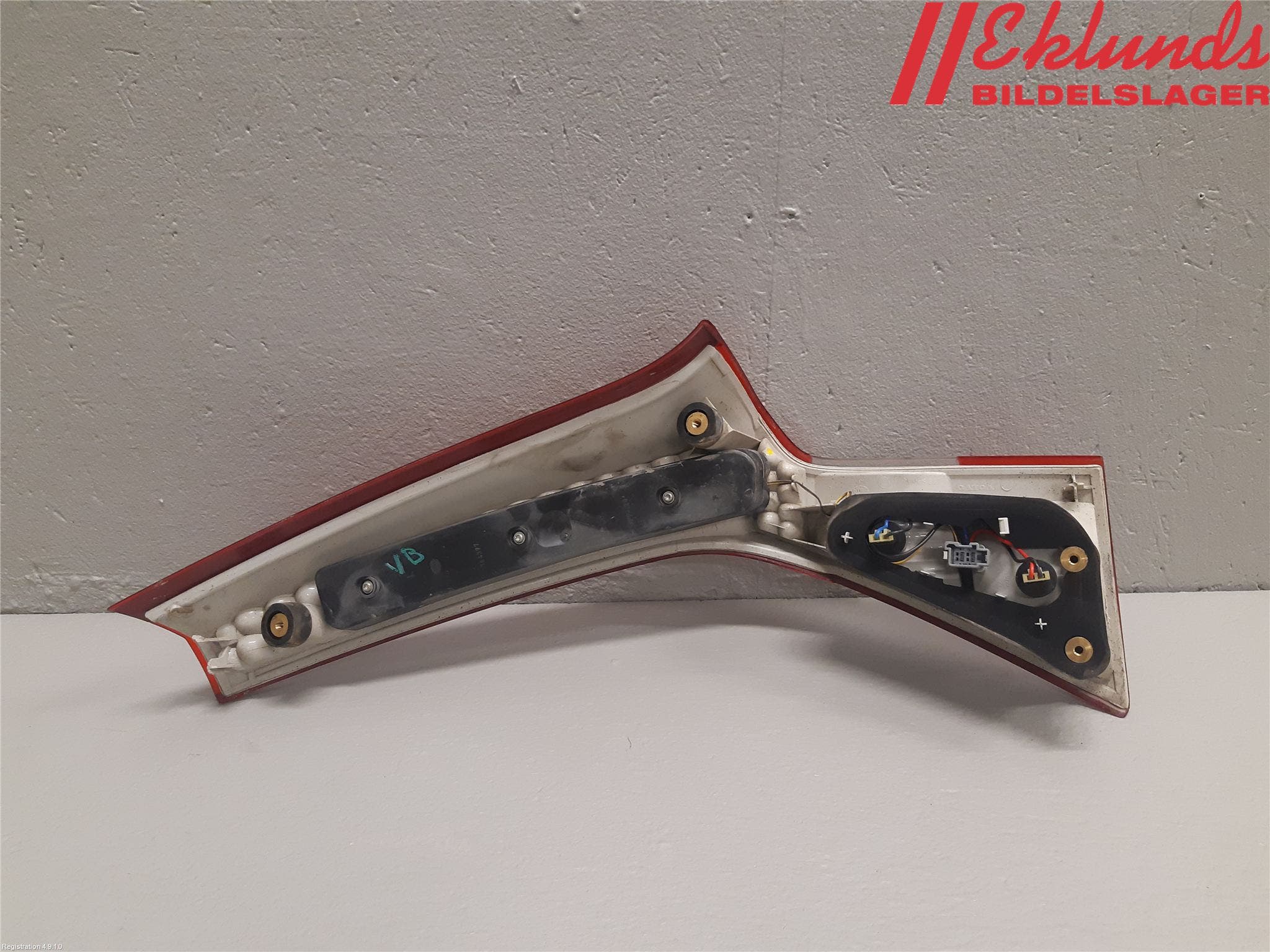 Volvo V70 08-13 Bakljus Lucka Vä