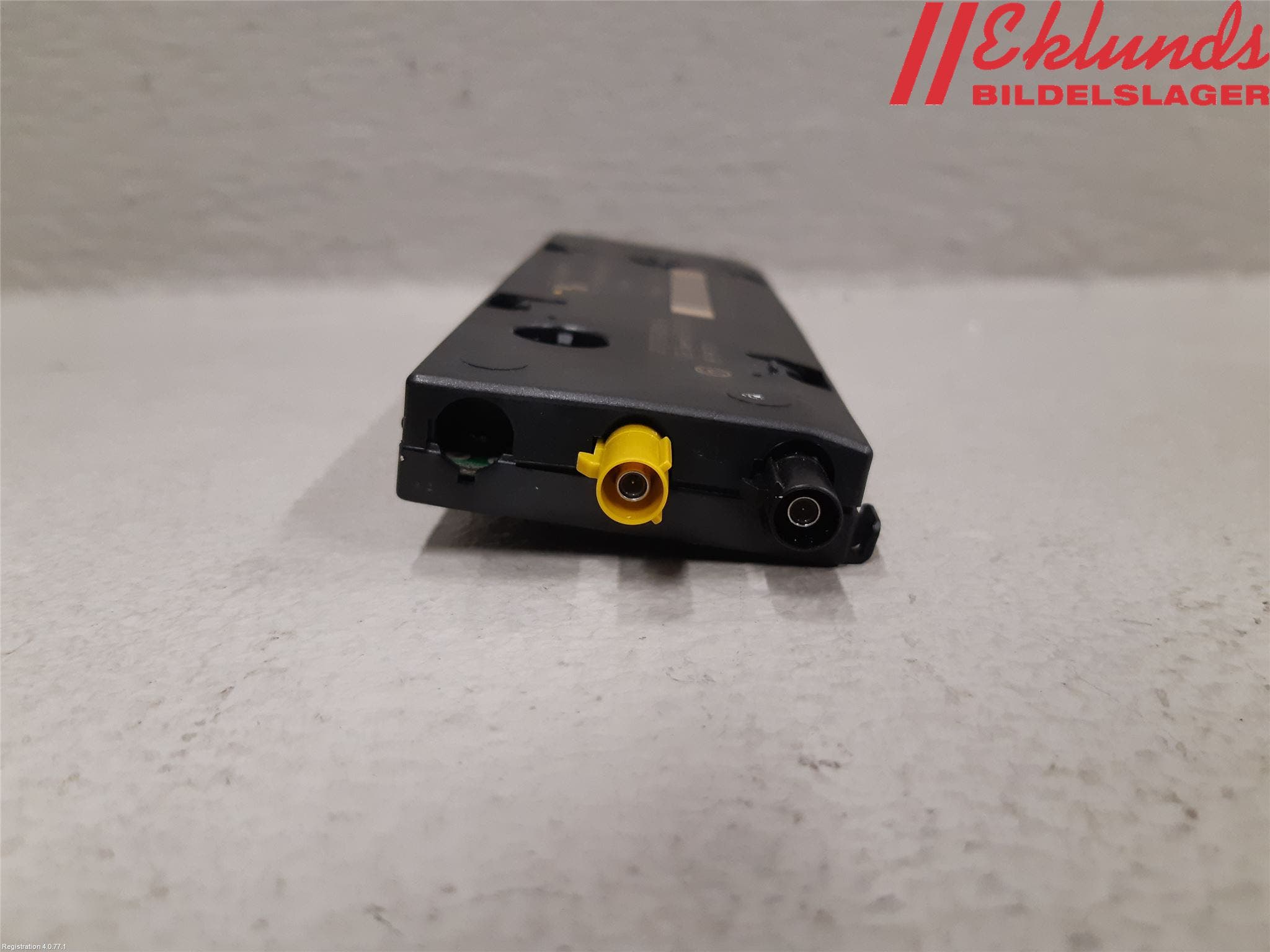 BMW 1 E87/81 5D/3D 03-11 Antennförstärkare