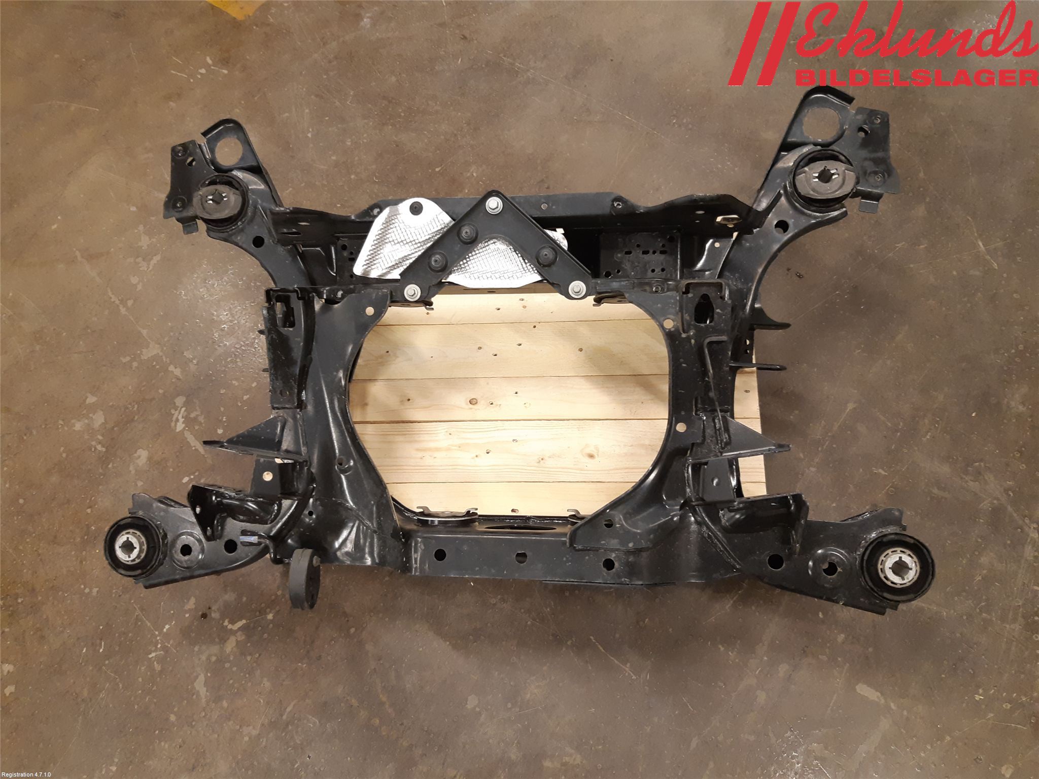 Volvo XC90/RECHARGE 16- Bakaxelbalk