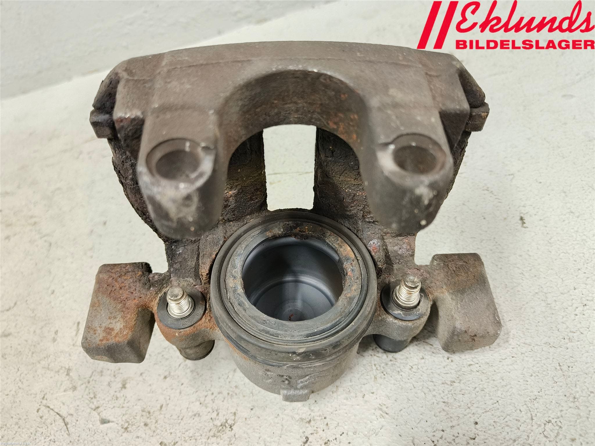 Peugeot 3008 17-24 Bromsok Fram Höger