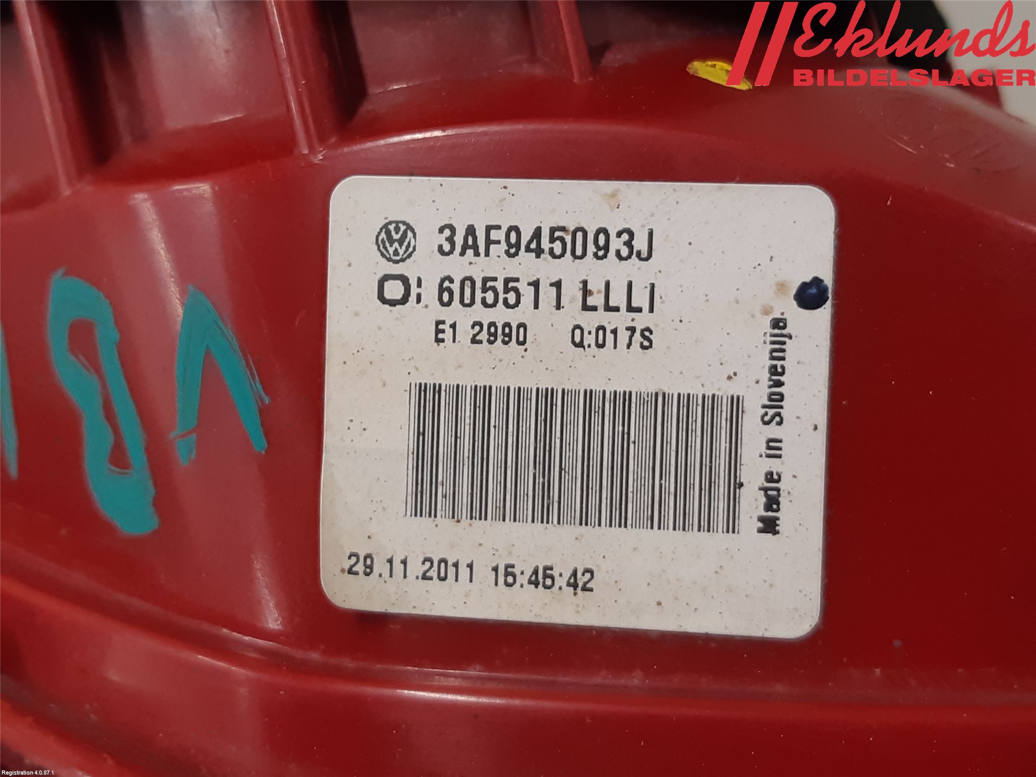 Volkswagen VW PASSAT 11-14 Bakljus Lucka Vä