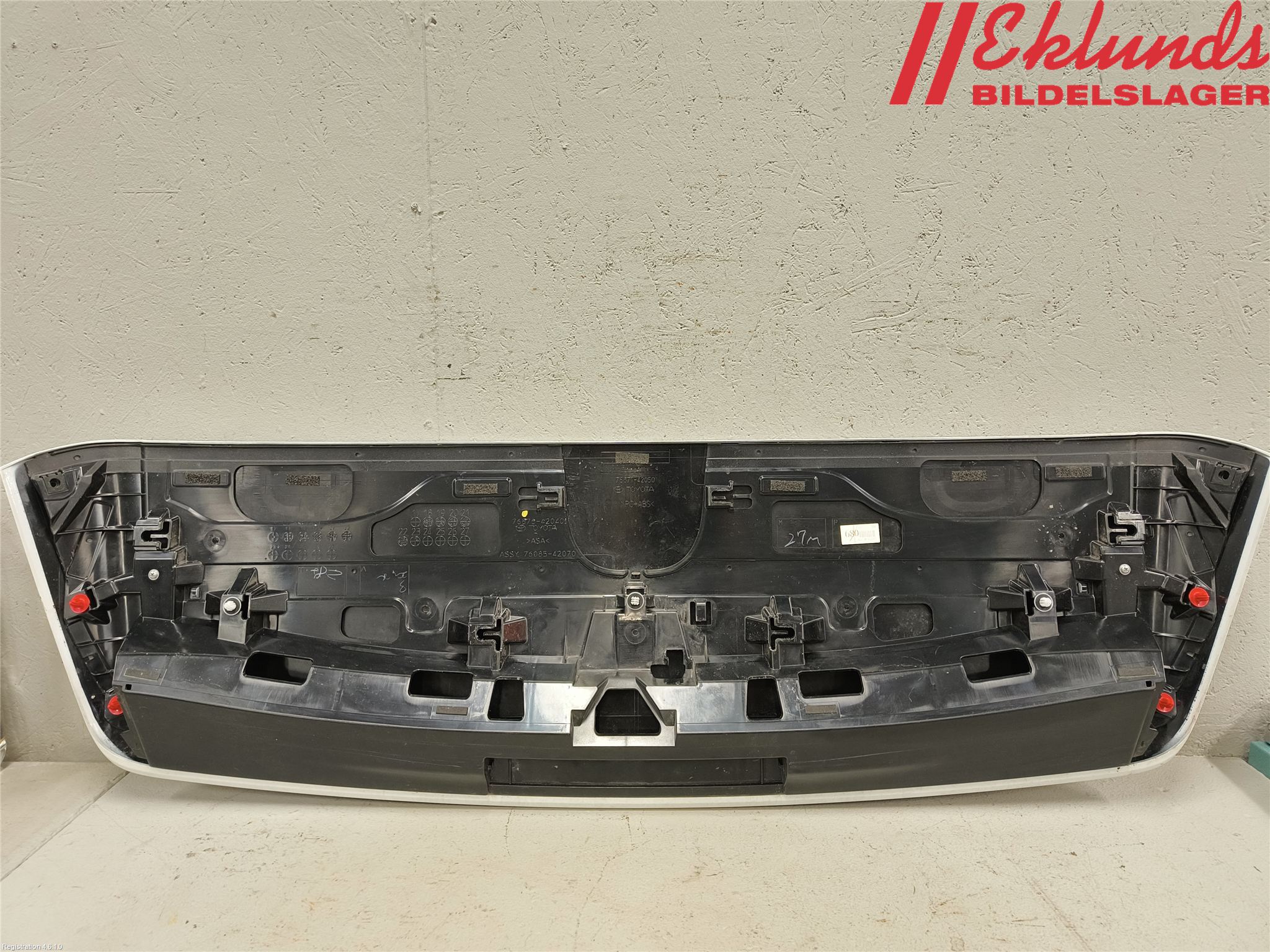 Toyota RAV4 19- Spoiler Baklucka