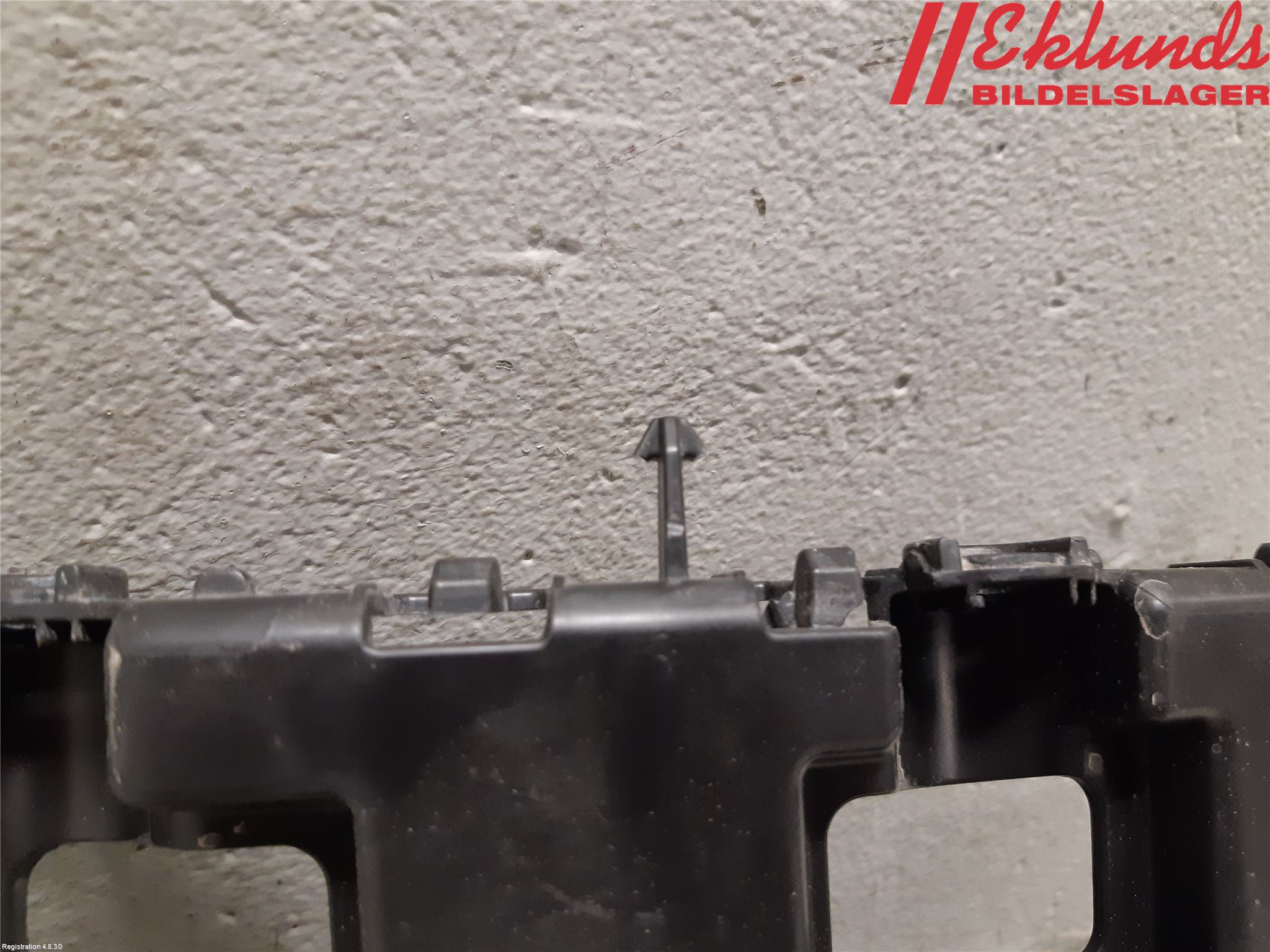 Peugeot 2008/E-2008 20- Stötfångarfäste Bak Vä