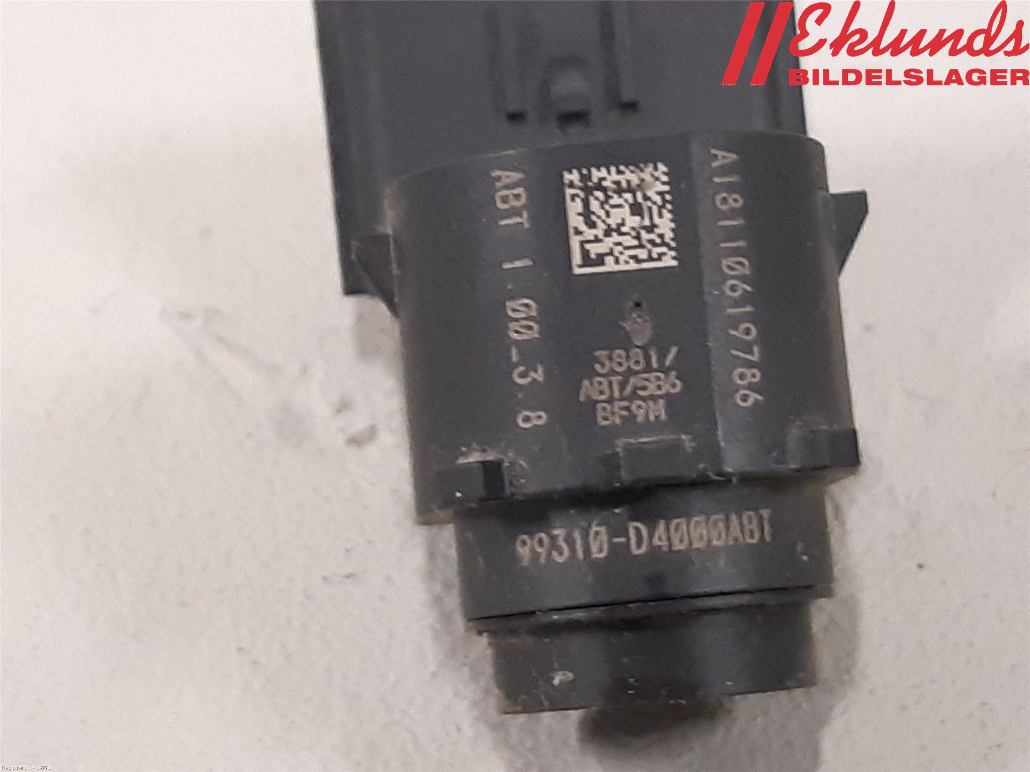 Kia OPTIMA 16-20 Parkeringshjälp Frontsensor