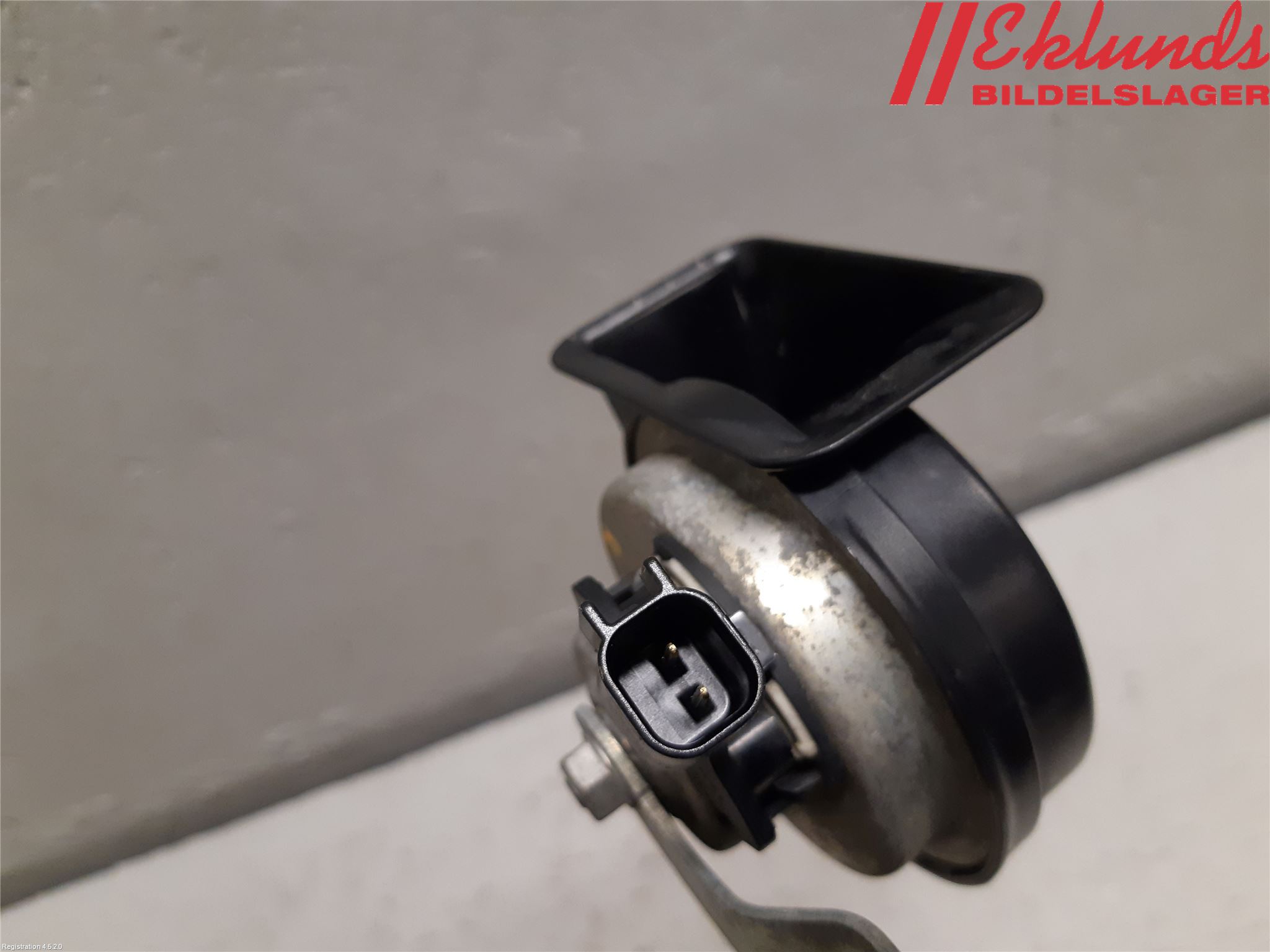 Volvo V60 11-13 Signalhorn