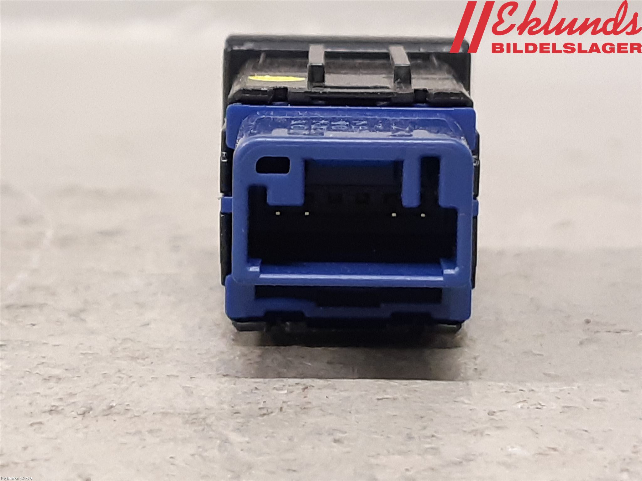 Toyota COROLLA 19- Strömställare Övrigt