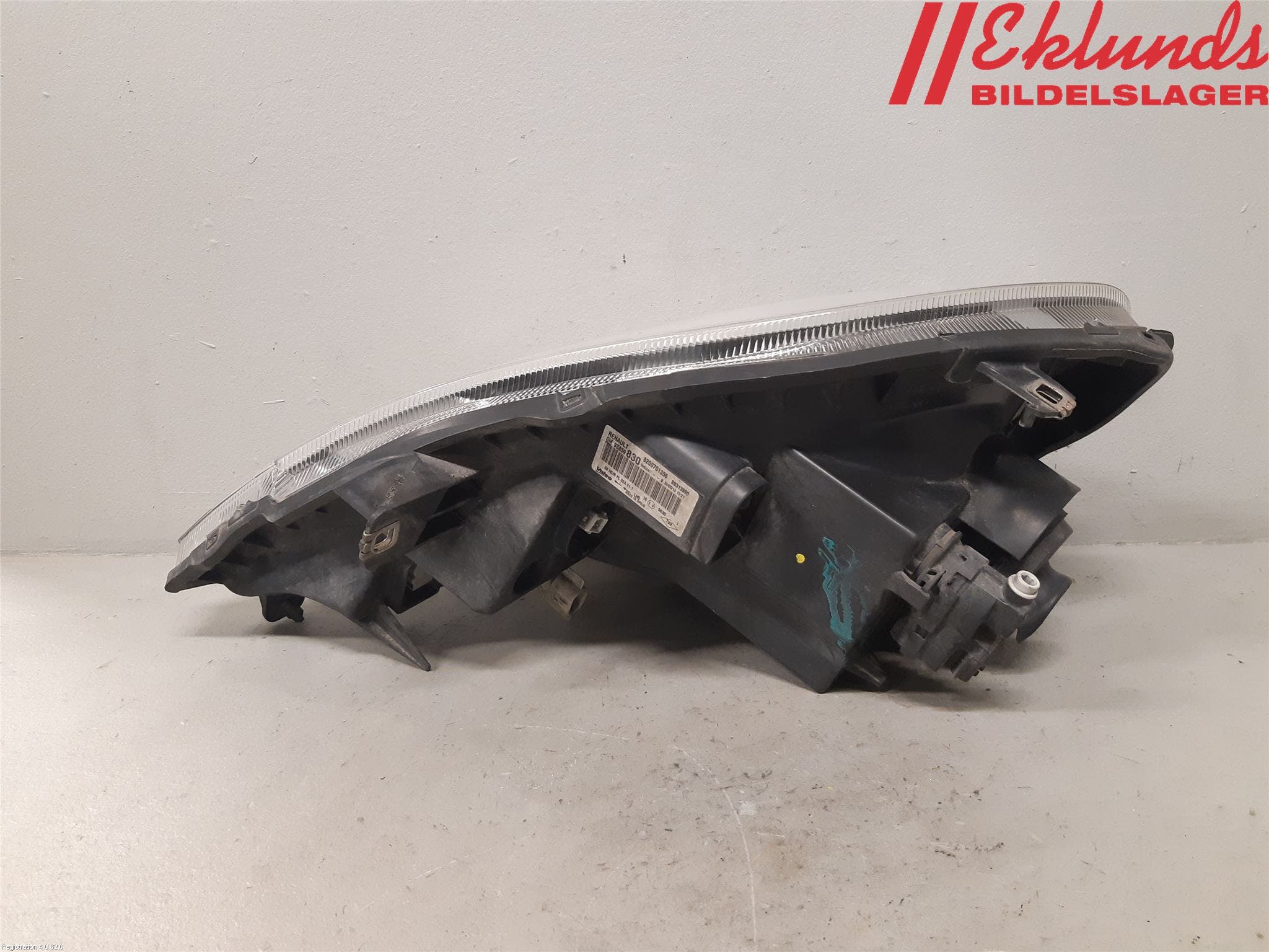 Opel VIVARO 01-14 Strålkastare Höger