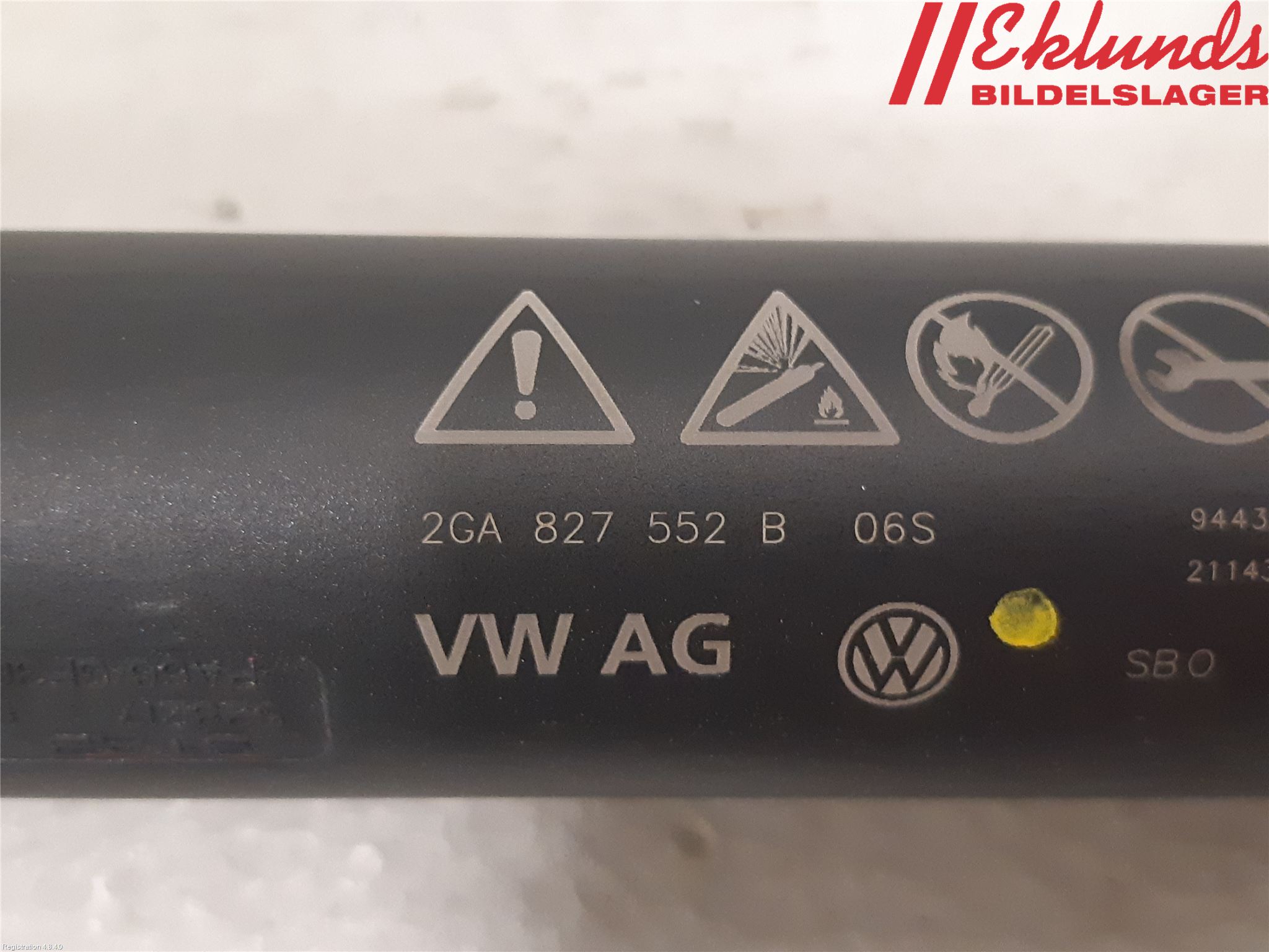 Volkswagen VW T-ROC 18- Gasfjäder Baklucka