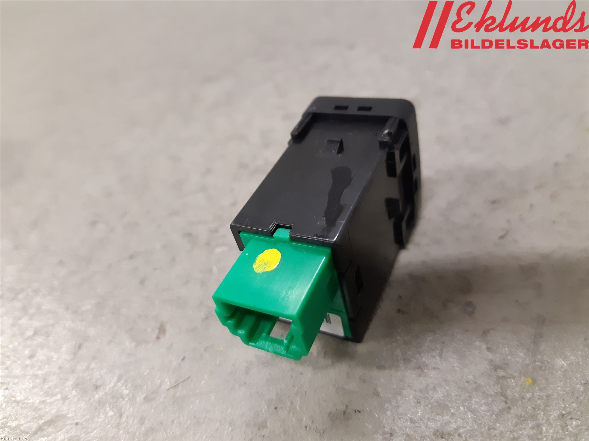 Nissan JUKE 14-19 Strömställare Däcktryckskontroll