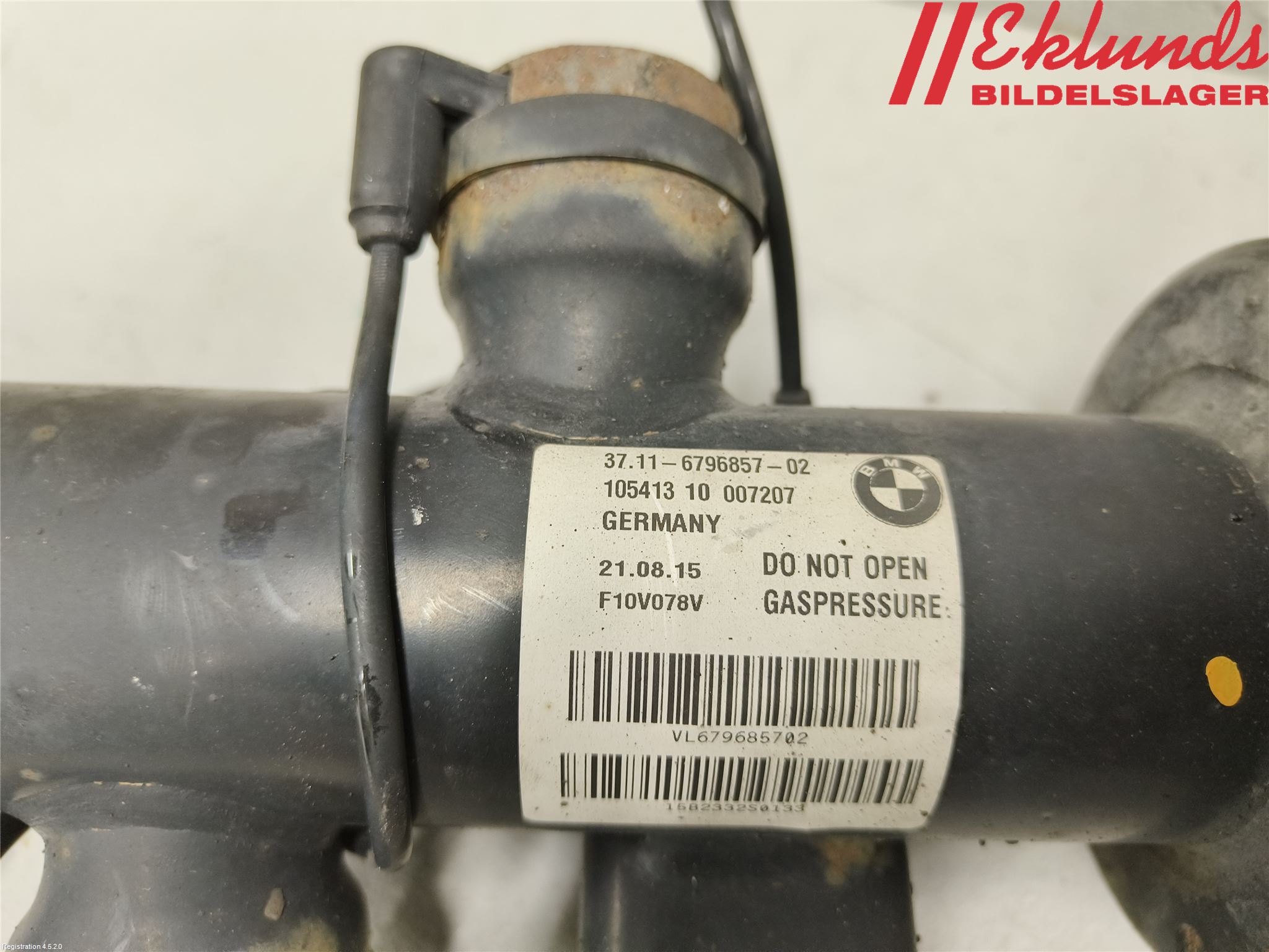 BMW 5 F10/F11/F18 09-17 Fjäderben Fram Vänster