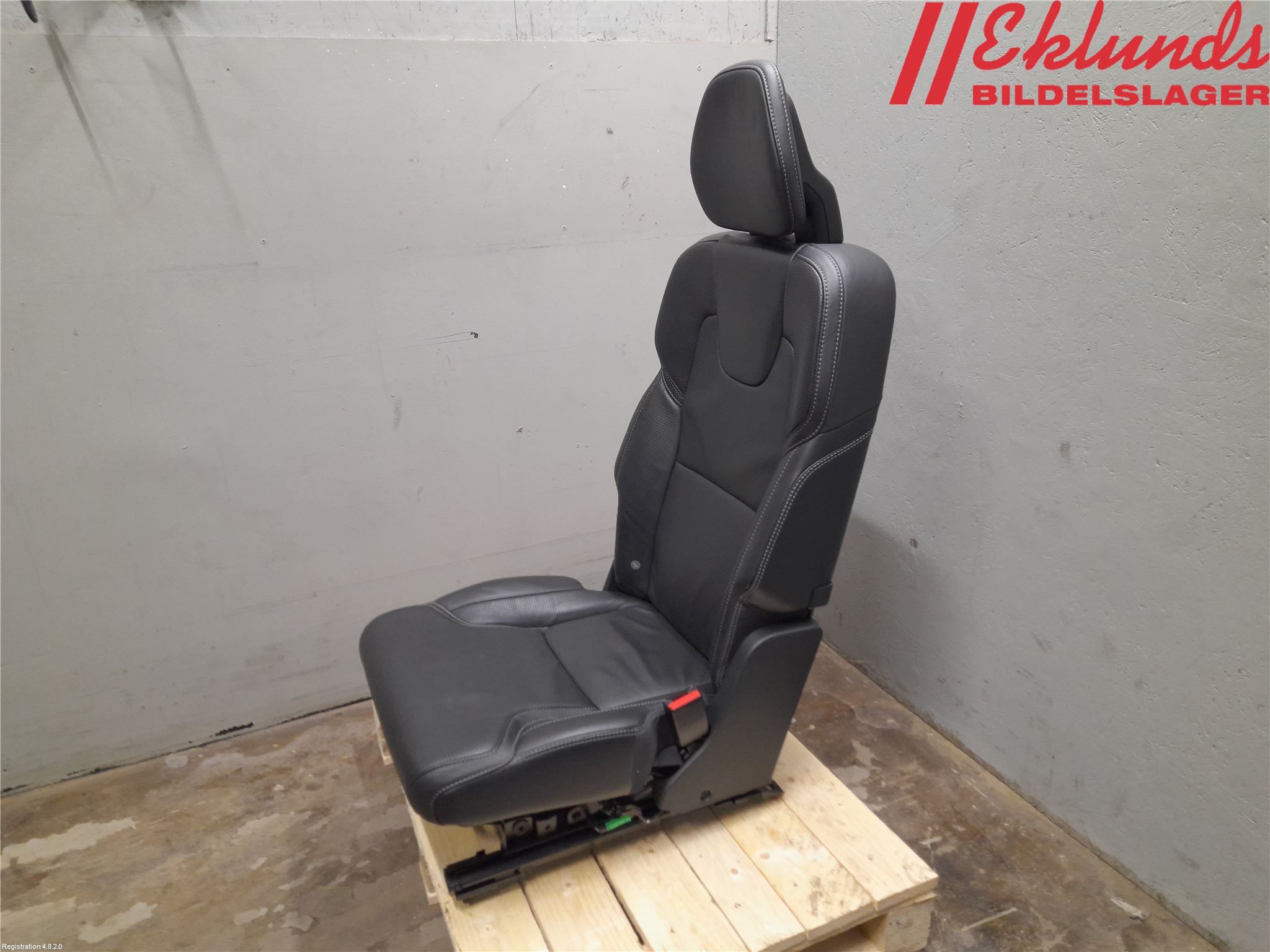 Volvo XC90/RECHARGE 16- Inredning Stol Bak