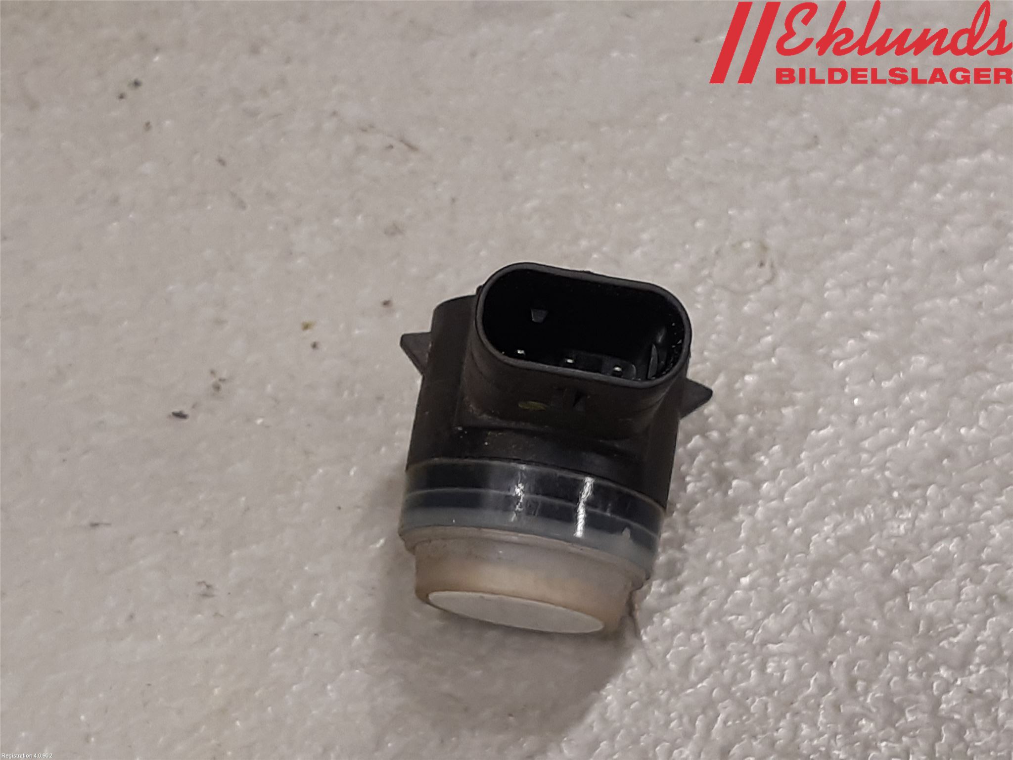Mercedes-Benz MB E-KLASS (W212) 09-16 Parkeringshjälp Frontsensor