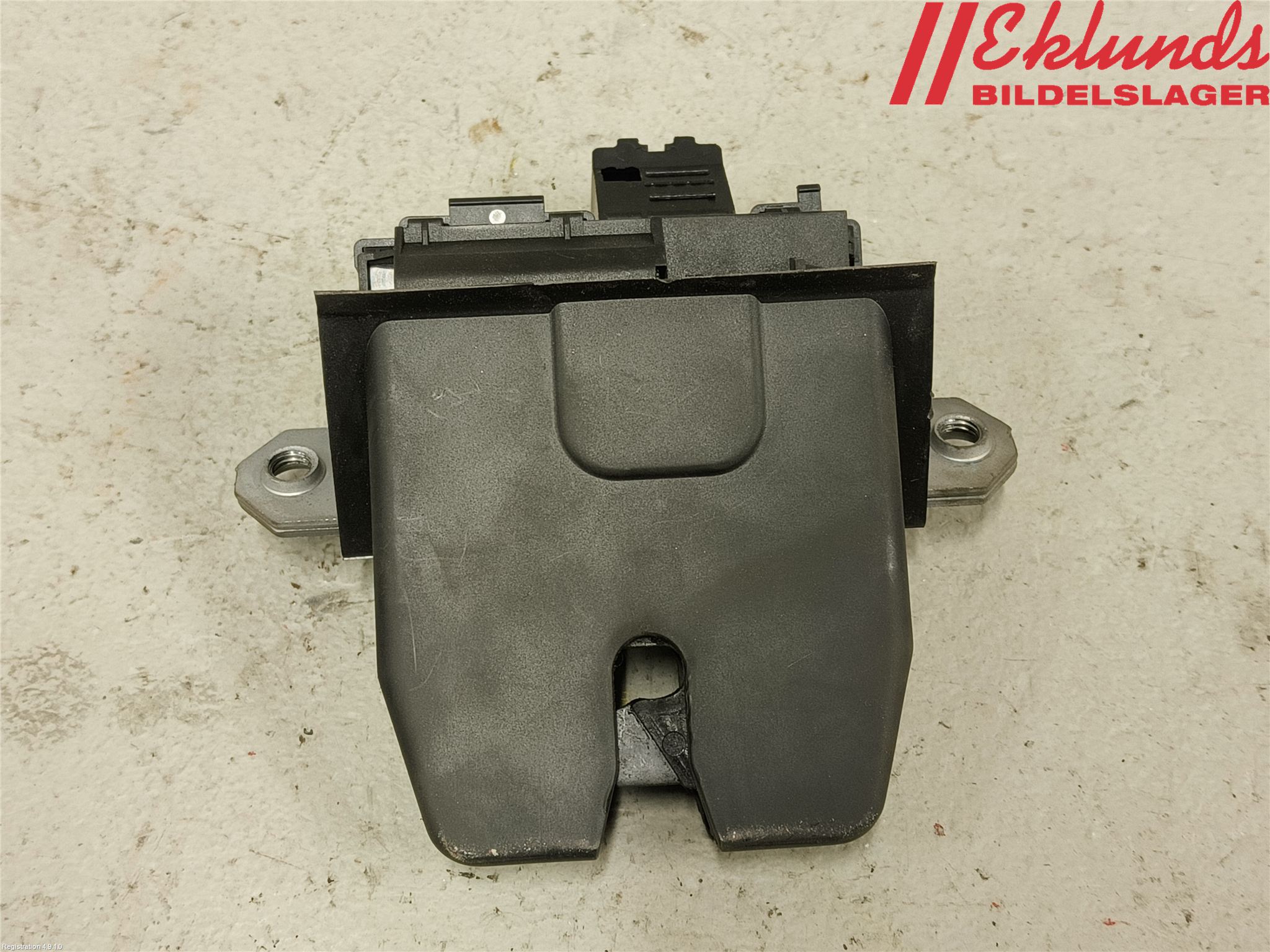 Ford KUGA 08-12 Låskista Baklucka