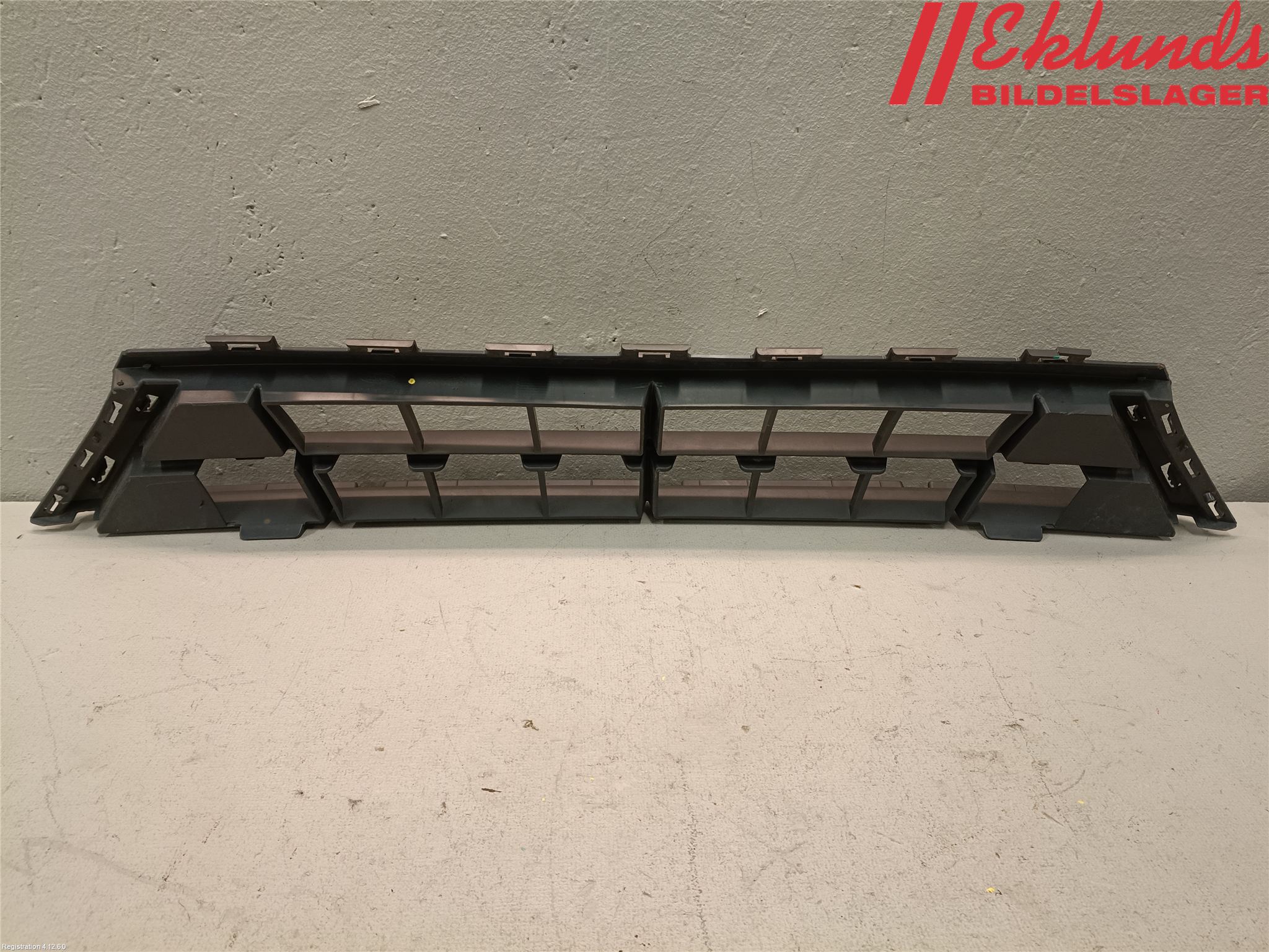 Ford TRANSIT SKÅP/BUSS 14-22 Stöt Utfyllnad-List-Grill