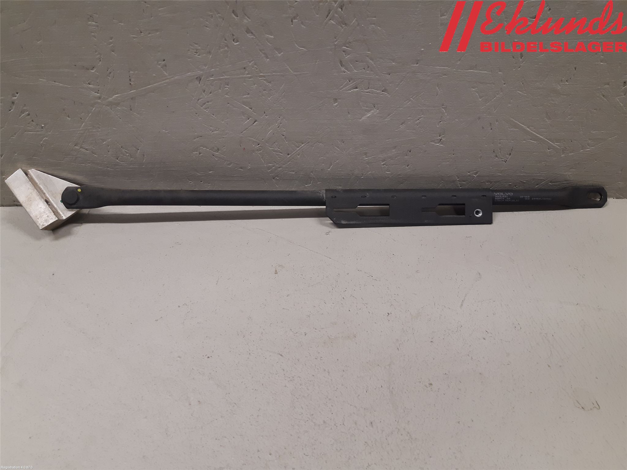 Volvo XC60 18- Frontplåt