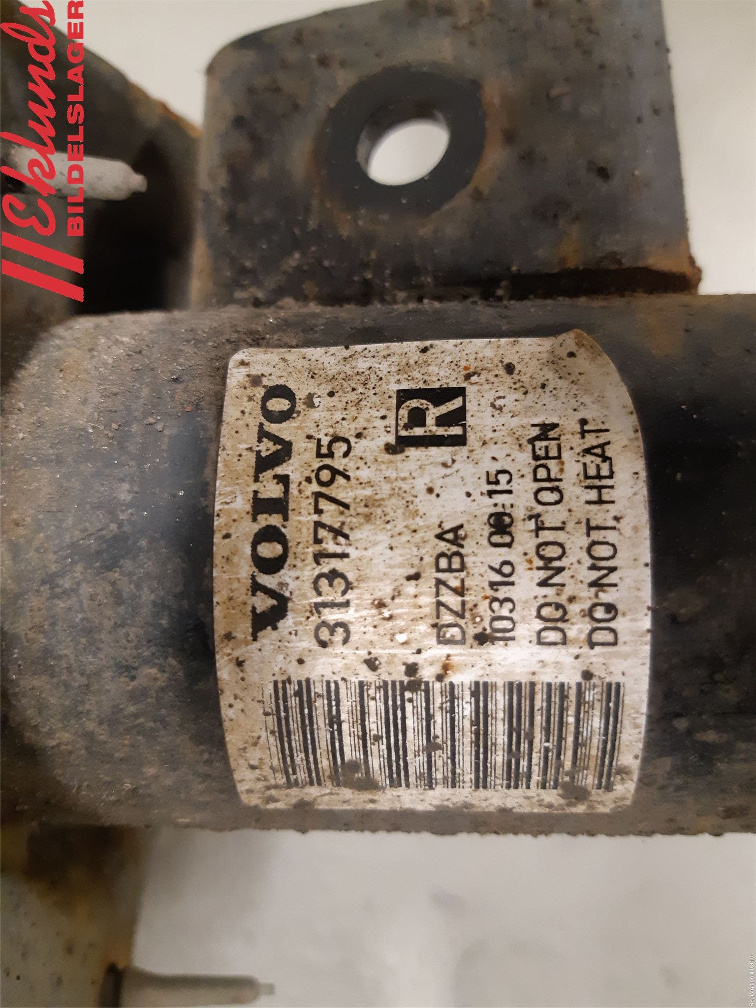 Volvo V70 14-16 Fjäderben Fram Höger