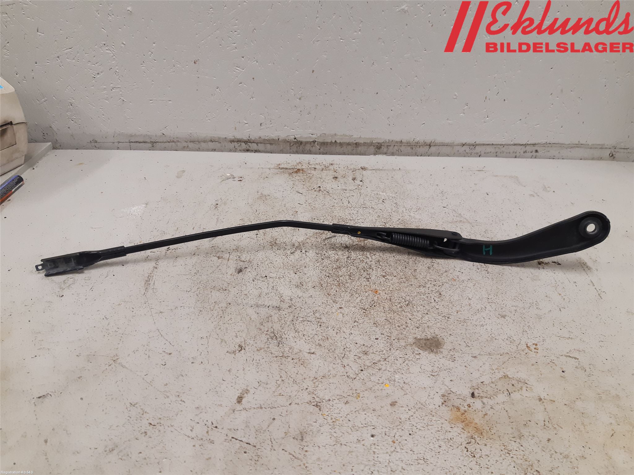 BMW 4 F32/F33/F82/F83 13-20 Torkararm Armar Vindruta