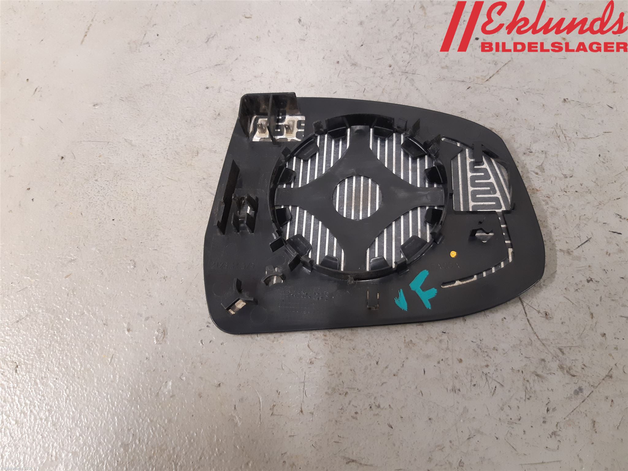 Ford FOCUS 15-18 Spegelglas Vä