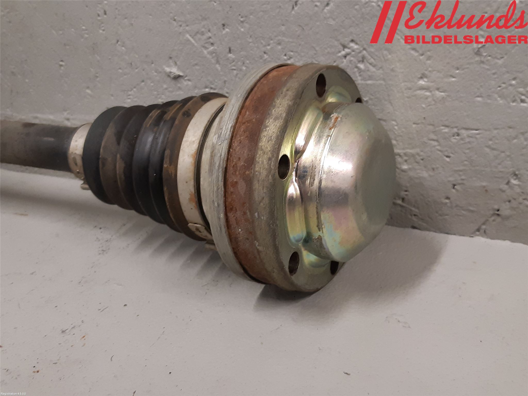 Volkswagen VW CADDY 11-15 Drivaxel Fram Vänster