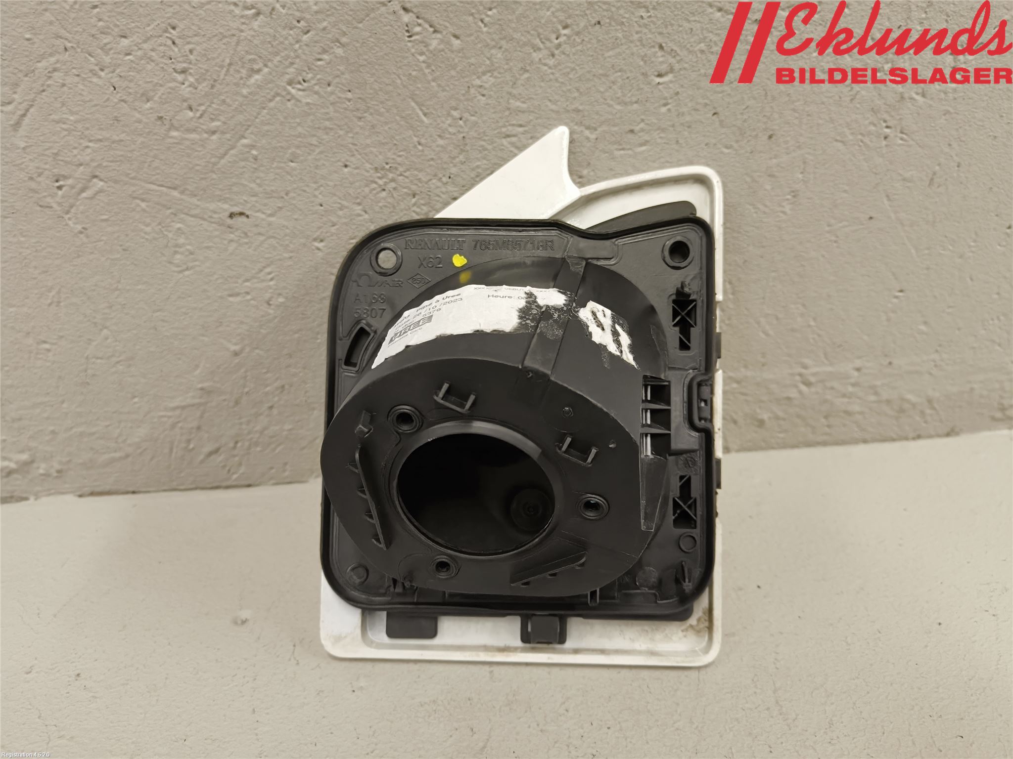 Renault MASTER III 20-24 Tanklucka