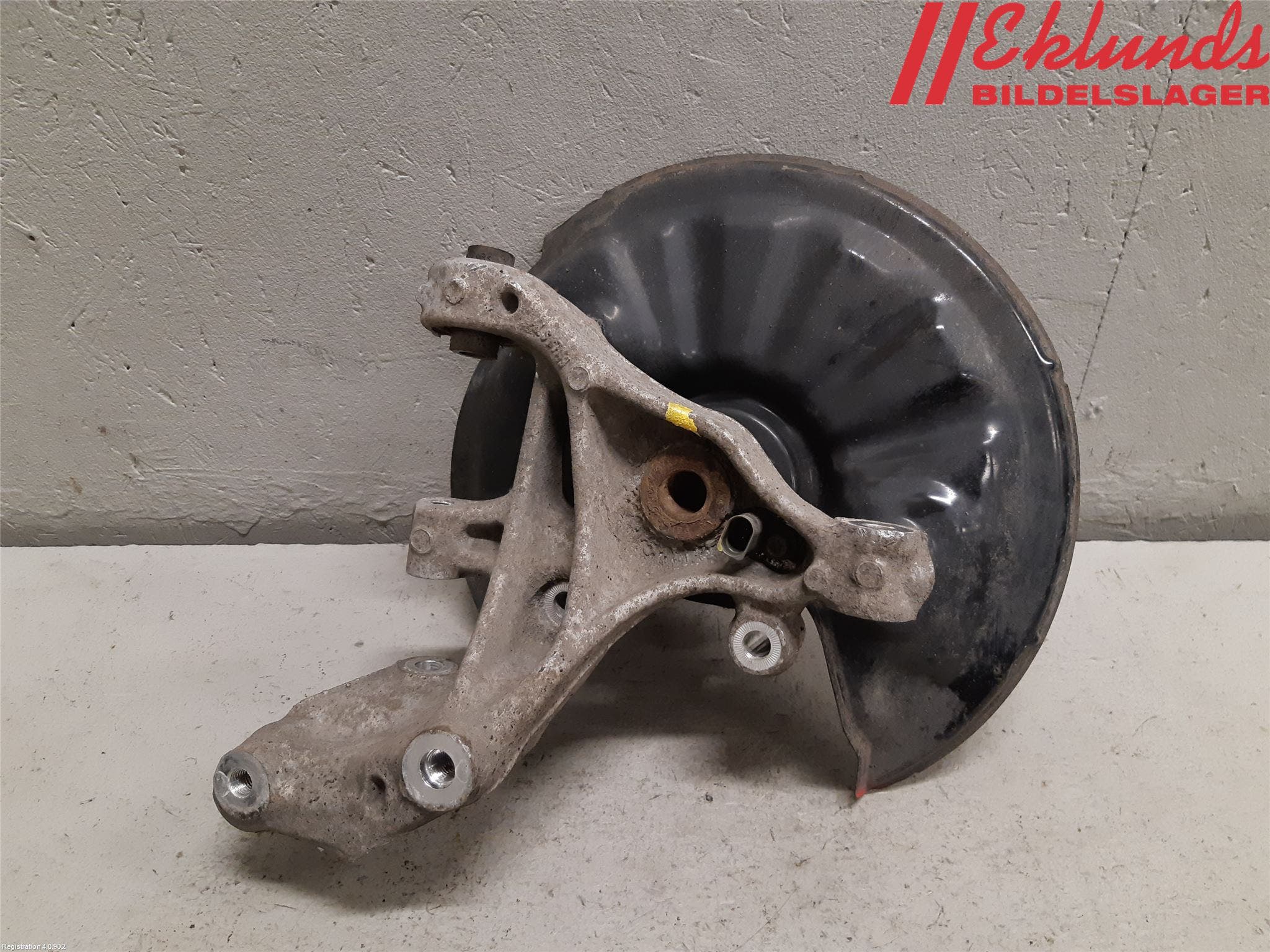 Volkswagen VW PASSAT 15-19 Hjullagerhus-Spindel Vä B