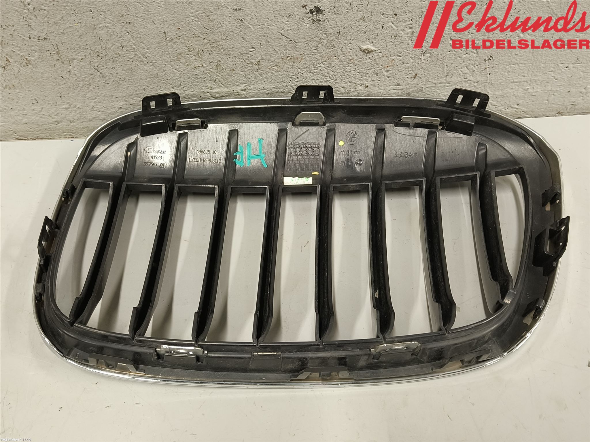 BMW X1 F48 15-22 Grilldel Mitt