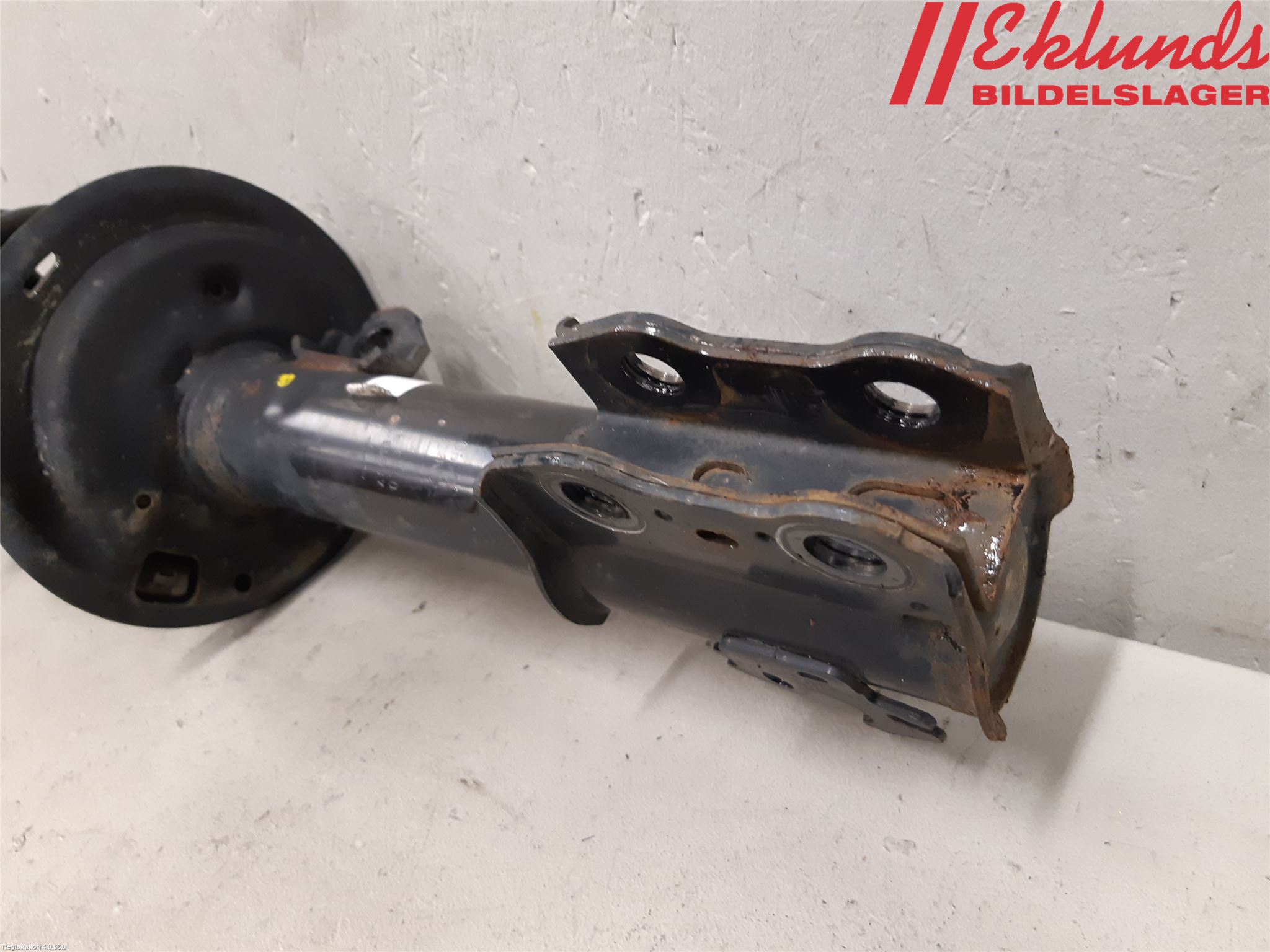 Toyota YARIS XP130 15-20 Fjäderben Fram Höger