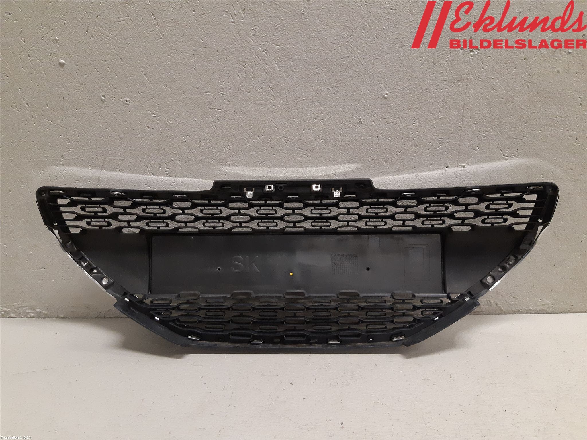 Peugeot 208 12-15 Grill Komp