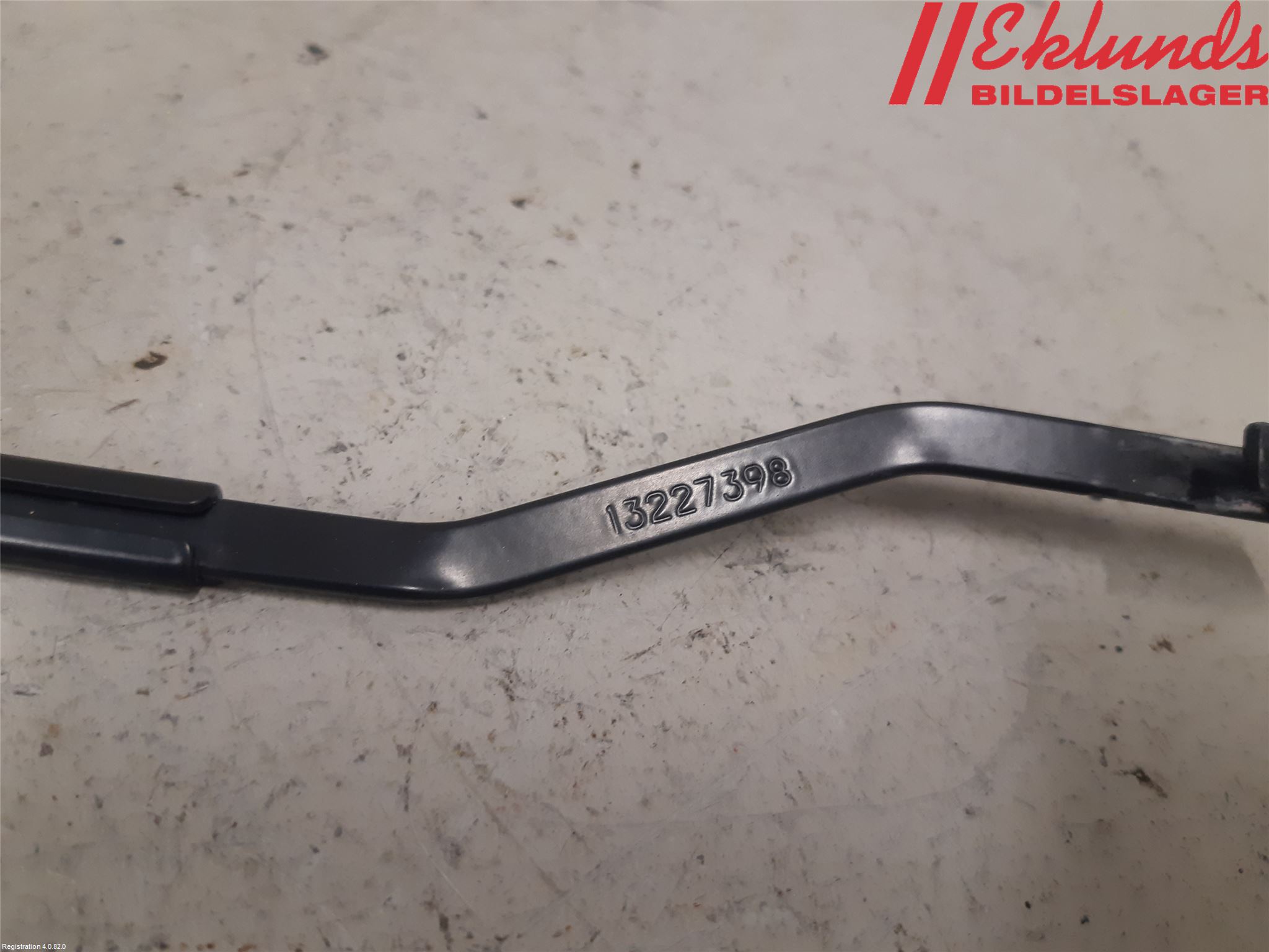 Opel INSIGNIA 09-16 Torkararm Armar Vindruta