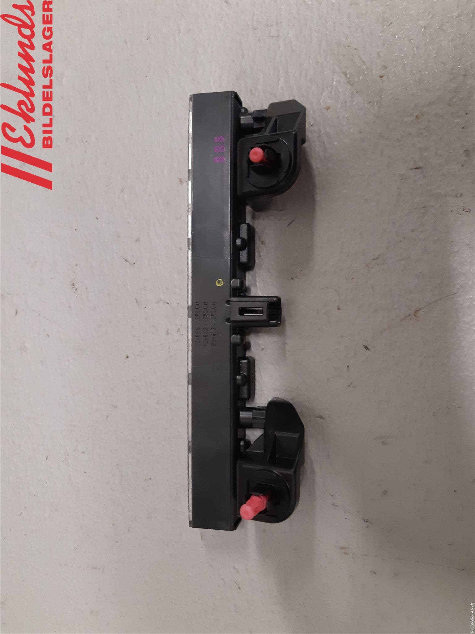 Toyota AURIS 13-19 Bromsljus Bakruta