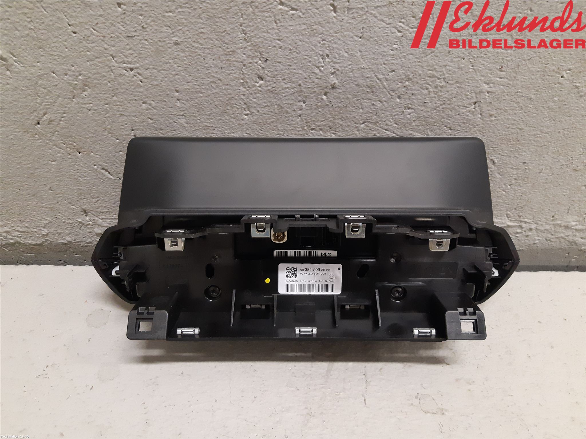 Peugeot 2008/E-2008 20- Multifunktionsdisplay