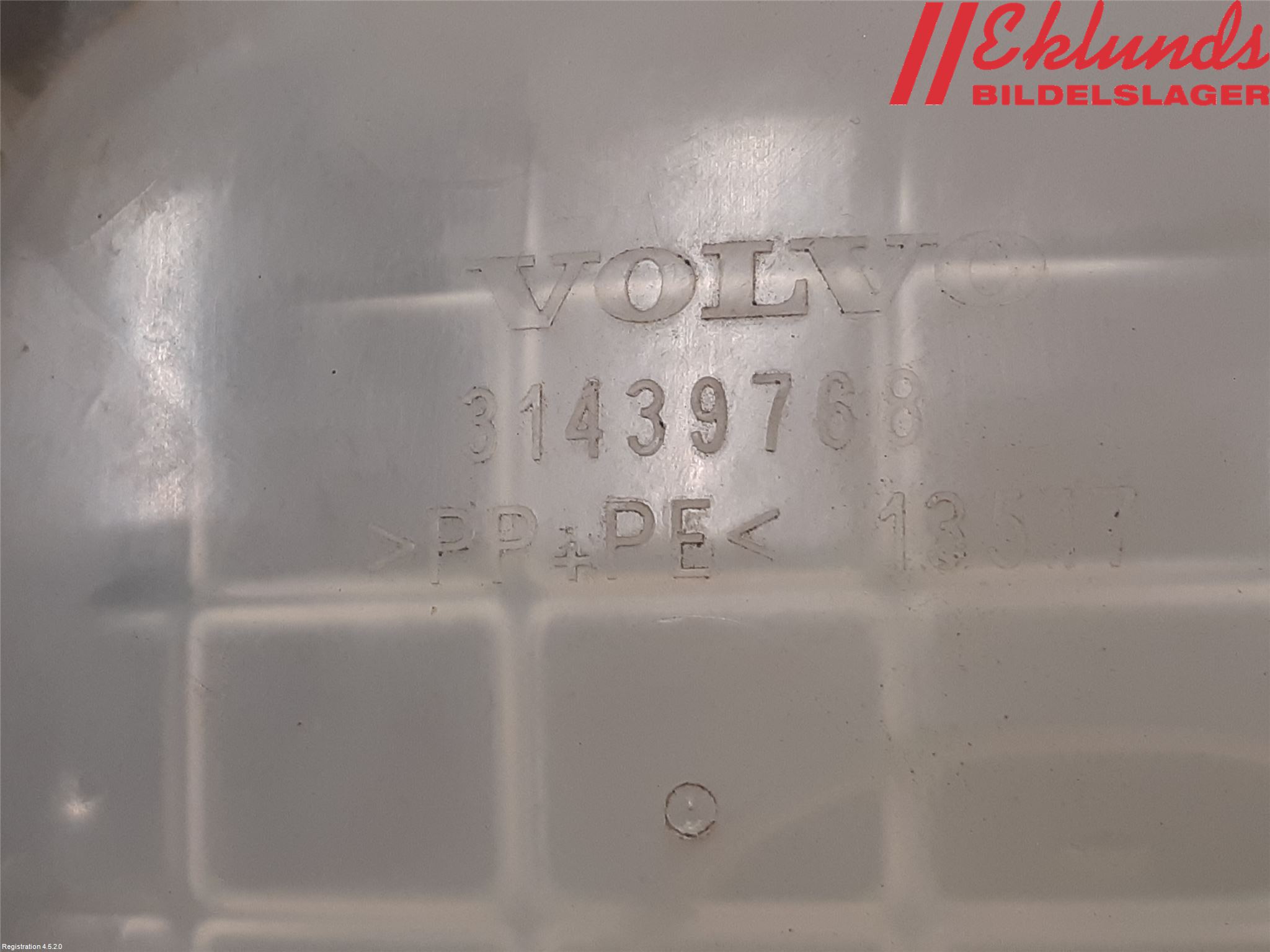 Volvo XC40/RECHARGE 18- Expansionstank