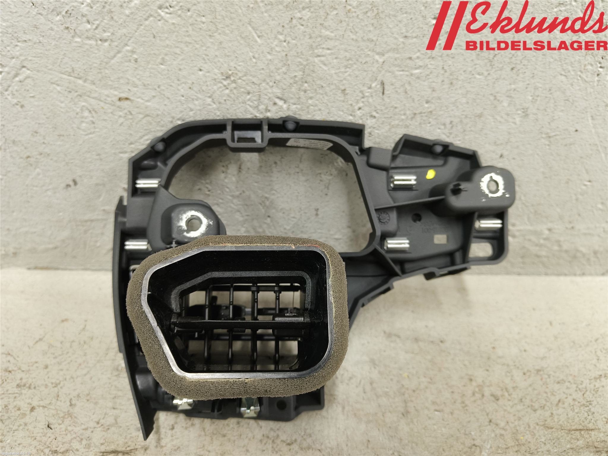 Audi A5 17- Defrosterkanal-Munstycke