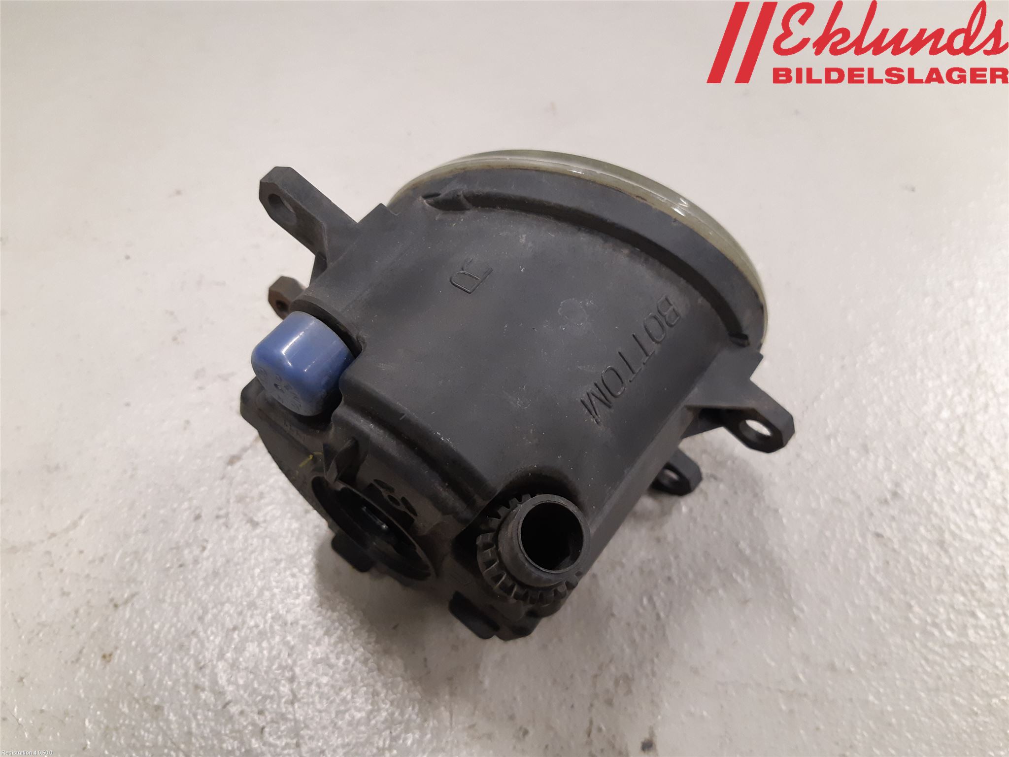 Toyota AVENSIS 09-15 Dimljus-Varselljus Fram