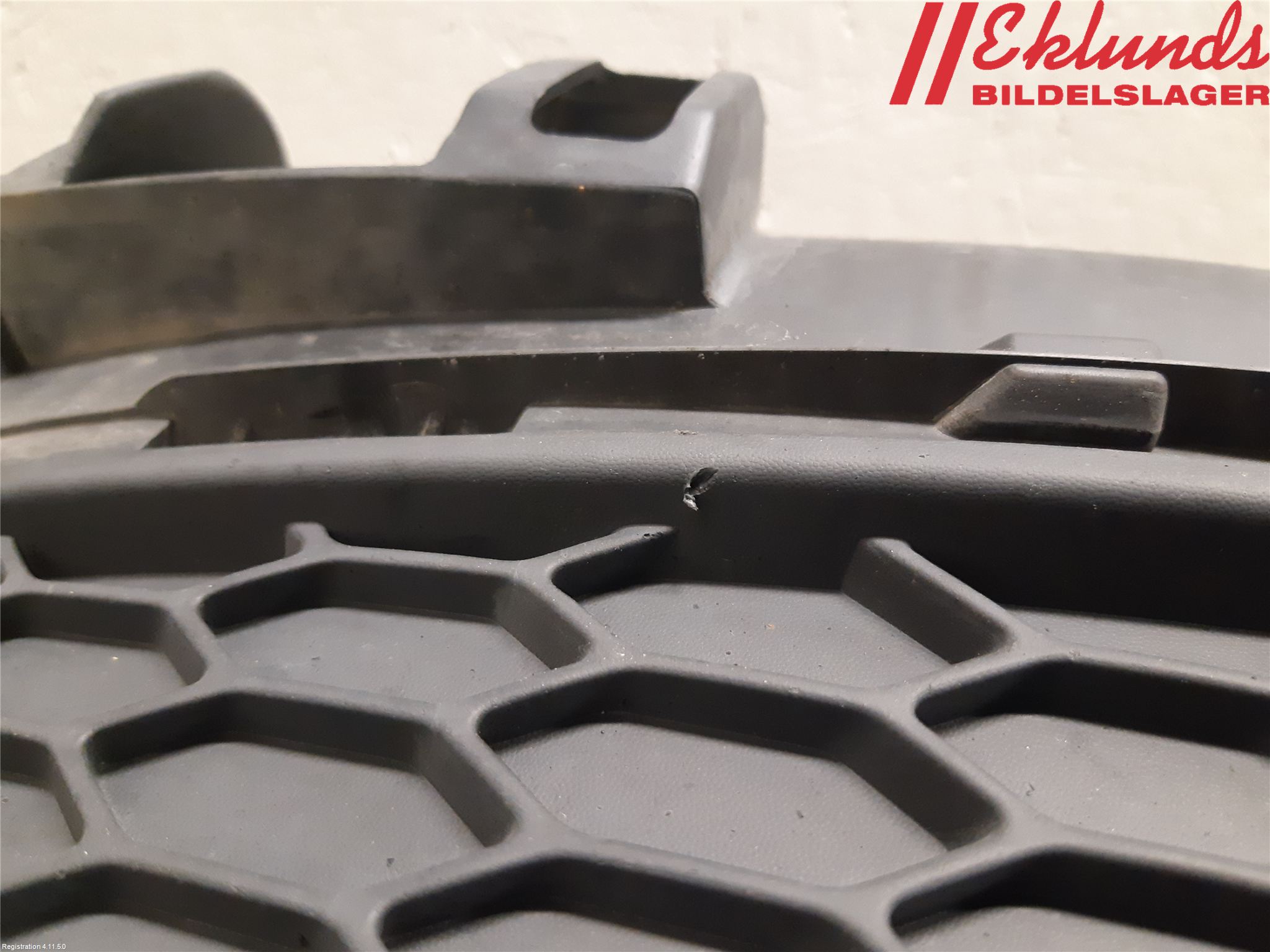 Renault TRAFIC/E-TECH 15- Stöt Utfyllnad-List-Grill