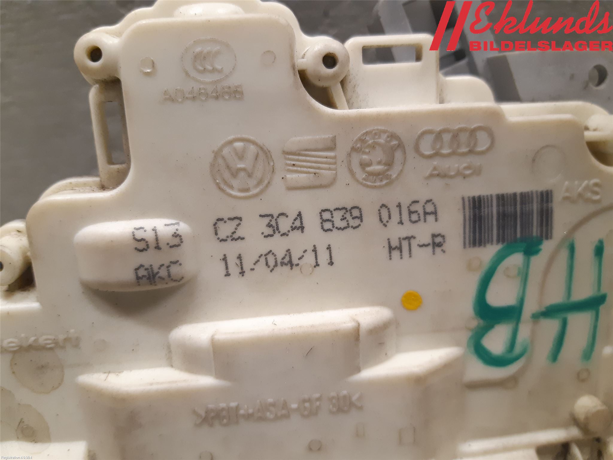 Volkswagen VW PASSAT 11-14 Låskista-Dörrlås