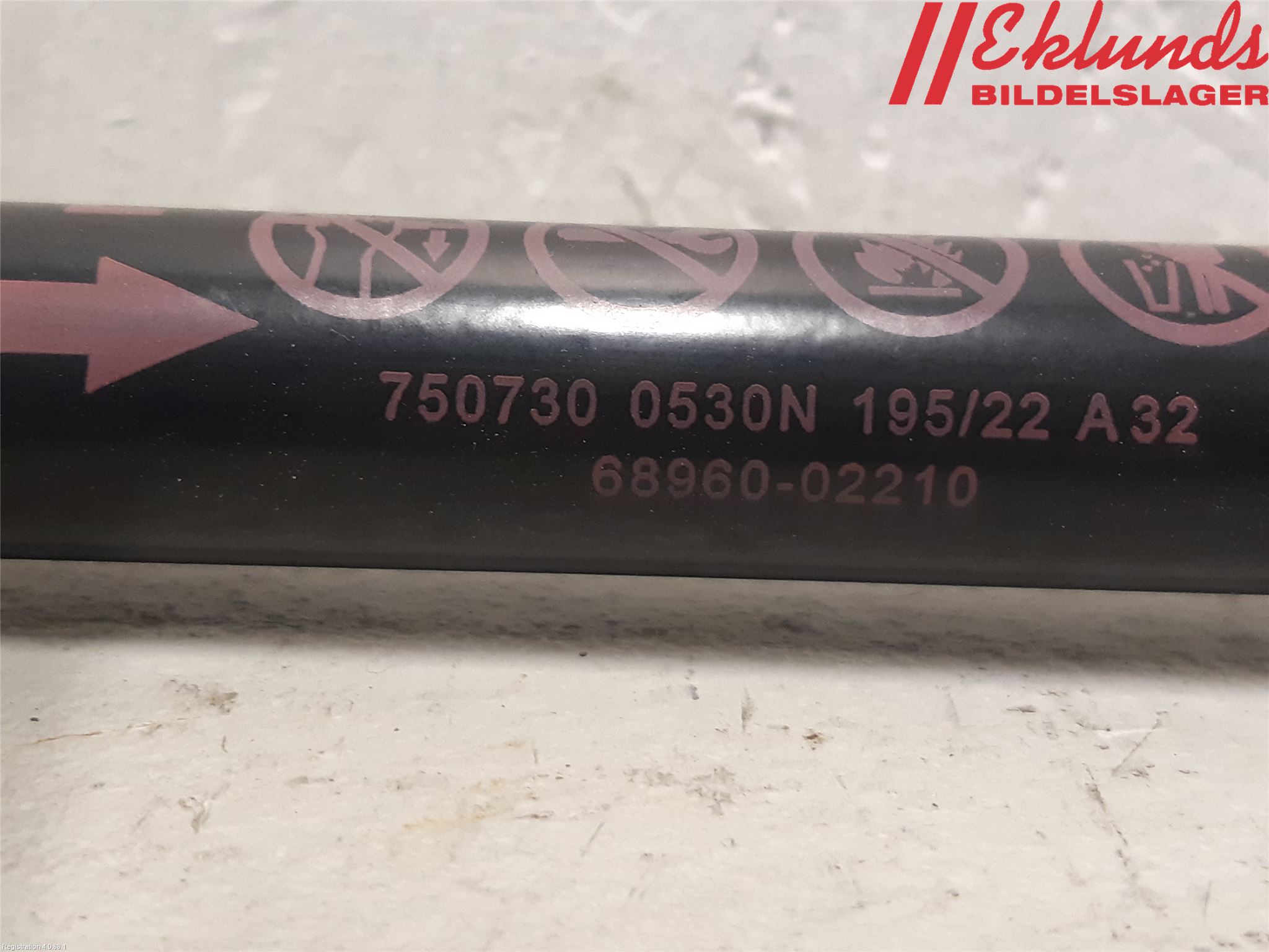 Toyota COROLLA 19- Gasfjäder Baklucka