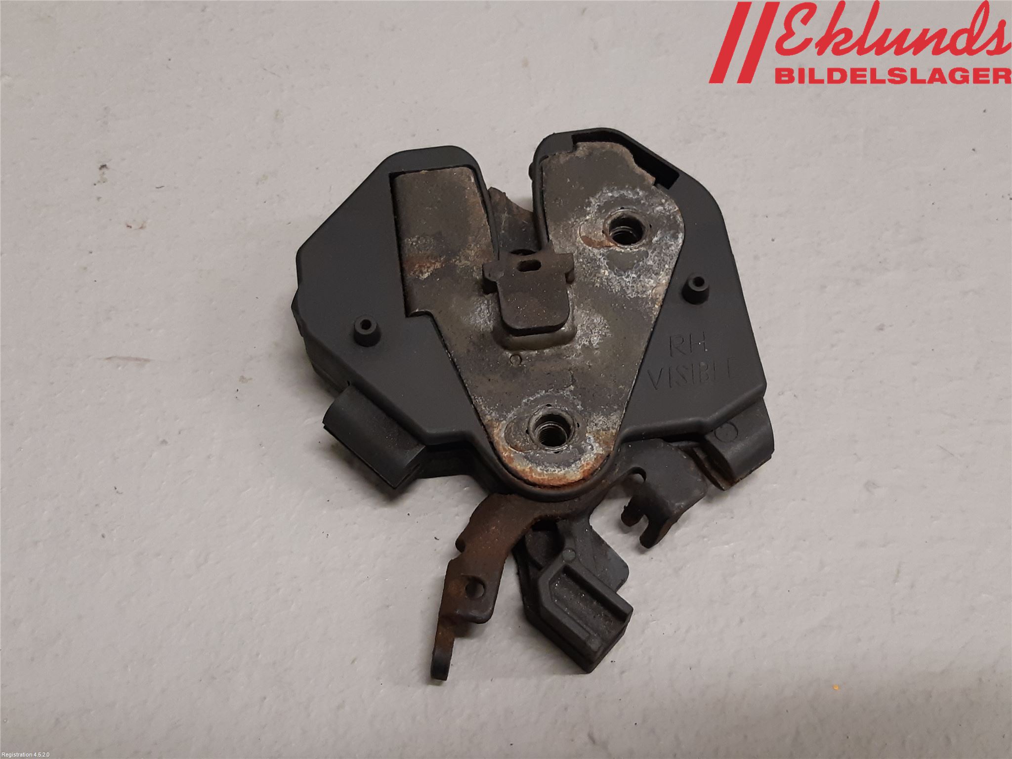 Volvo V70 05-08 Huvlås