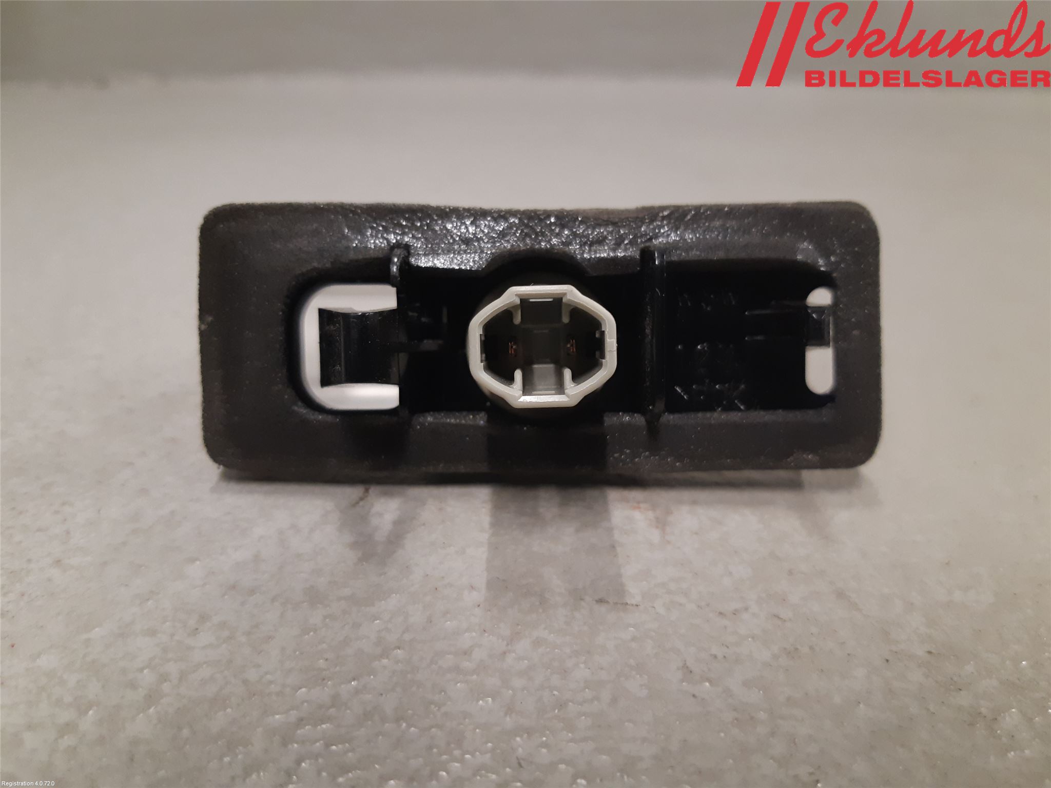 Toyota RAV4 13-18 Skylt Belysning