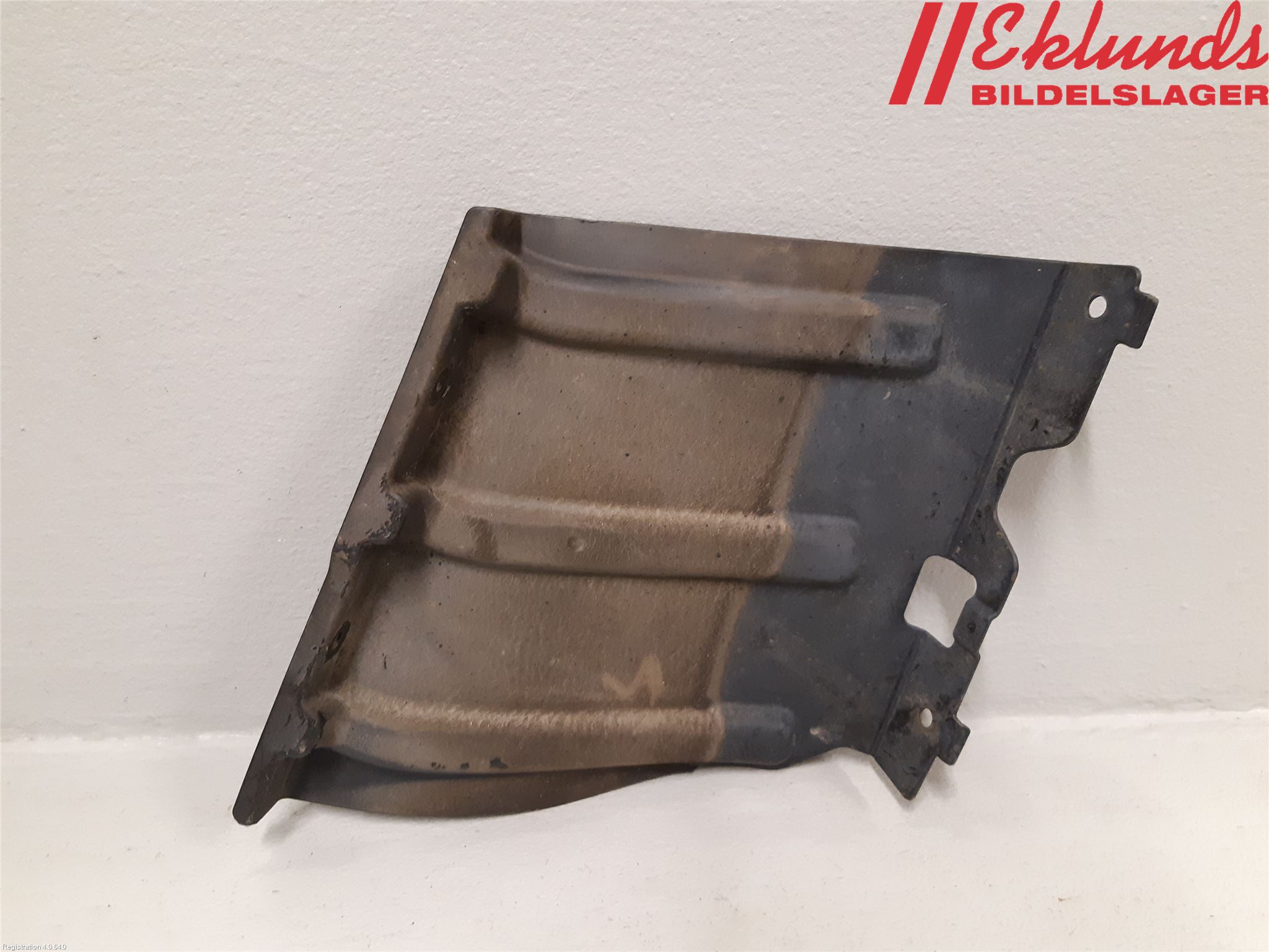 Mitsubishi OUTLANDER 13-21 Skärm Inner