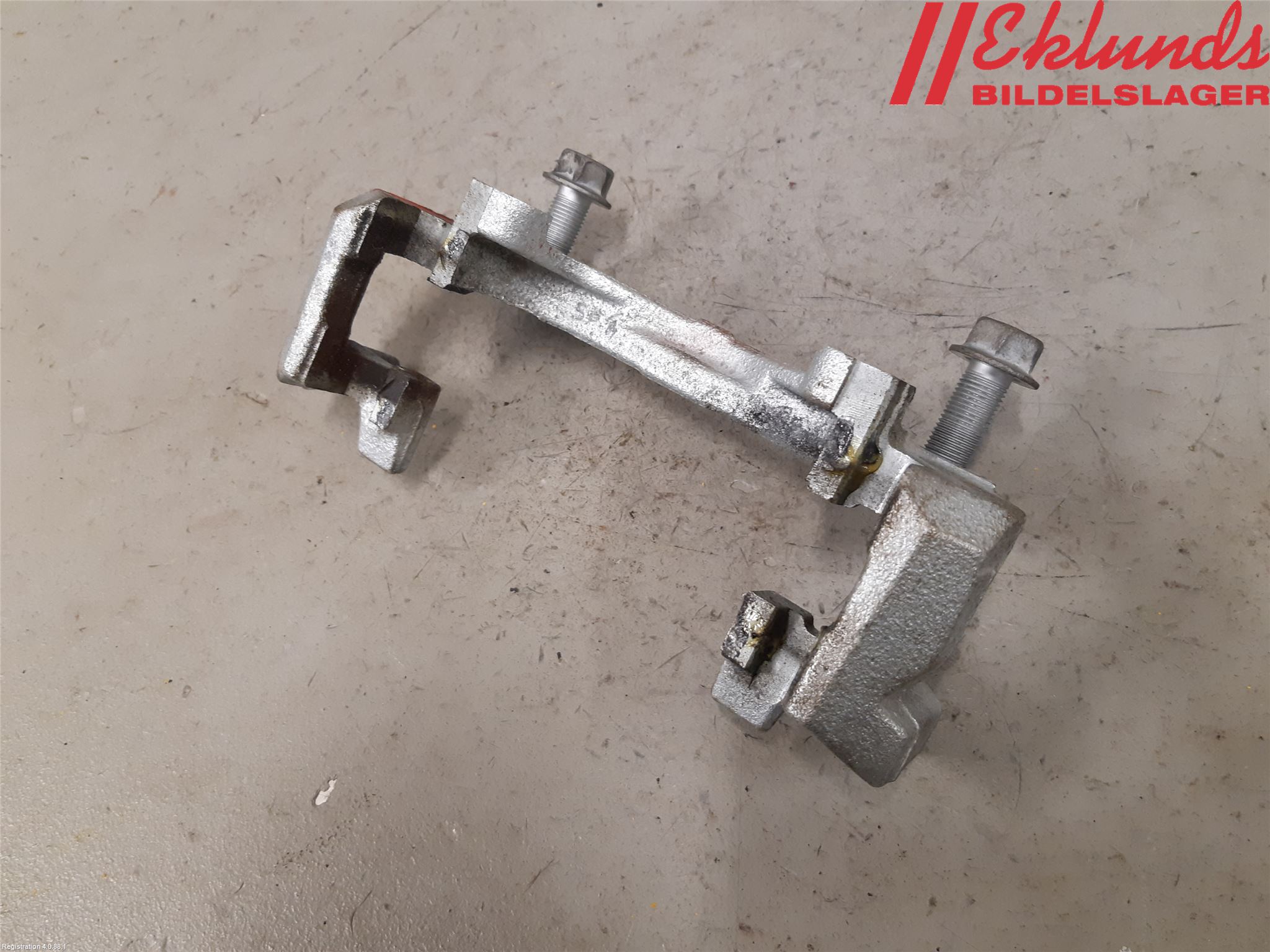 Toyota YARIS XP21 20- Bromsokshållare