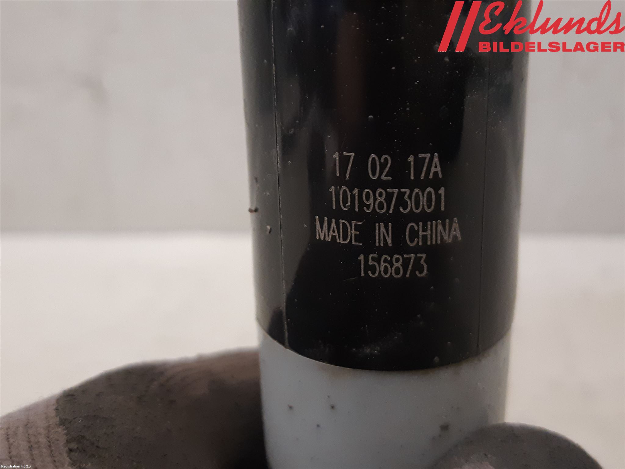 Volvo V90 17->> Spolarpump Högtryck