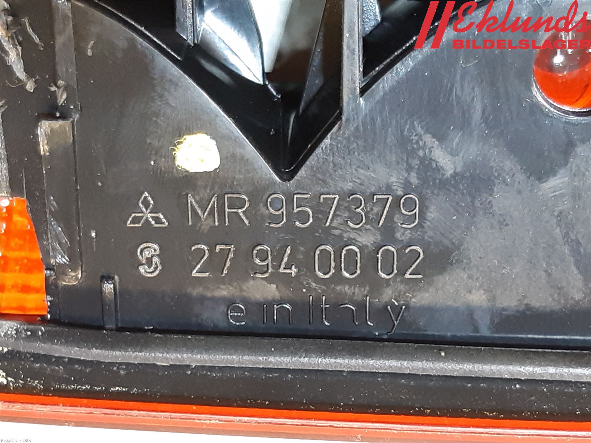Mitsubishi COLT   04-08 Bromsljus Bakruta