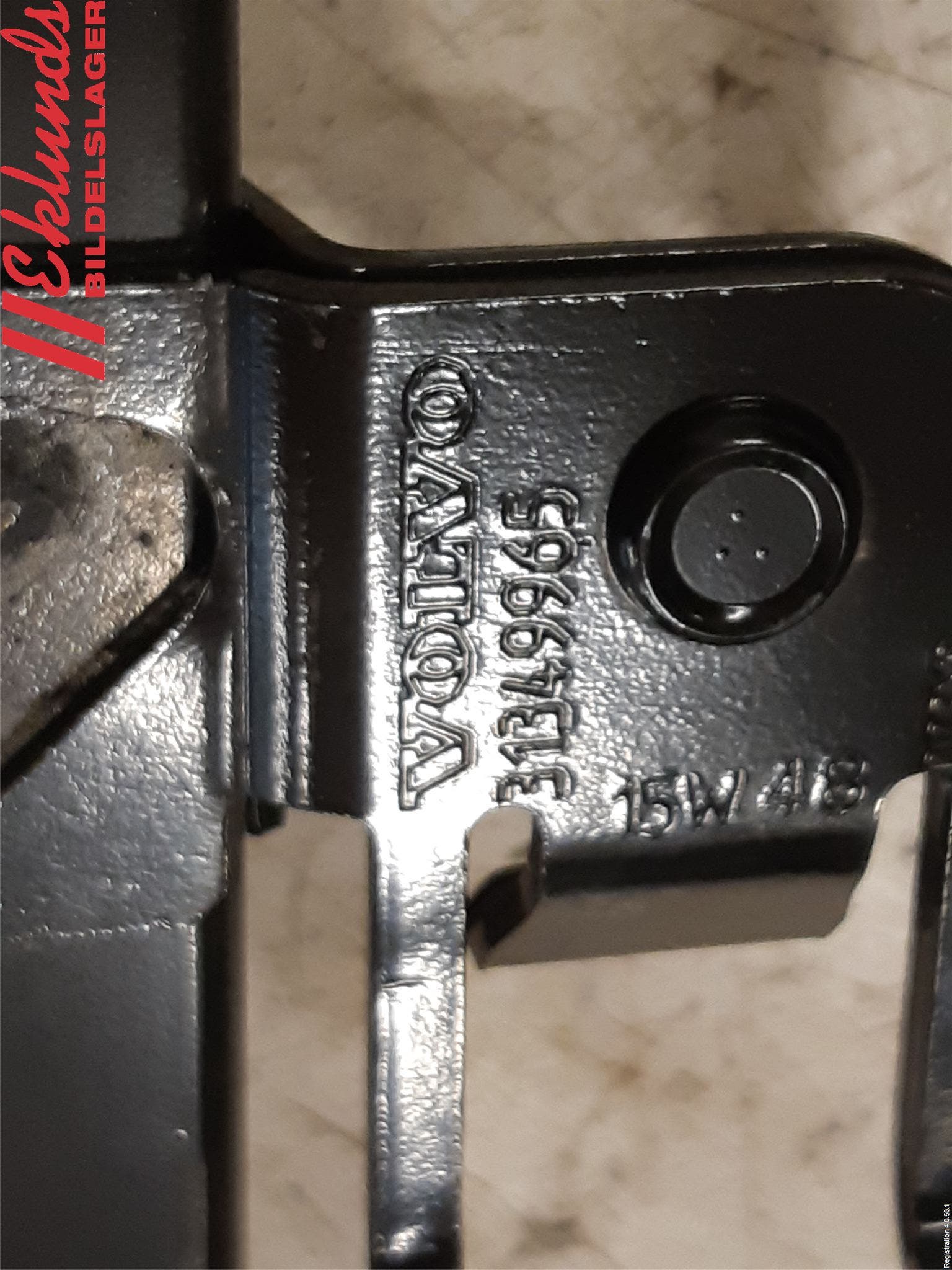 Volvo V40 12-19 Momentstag Fram