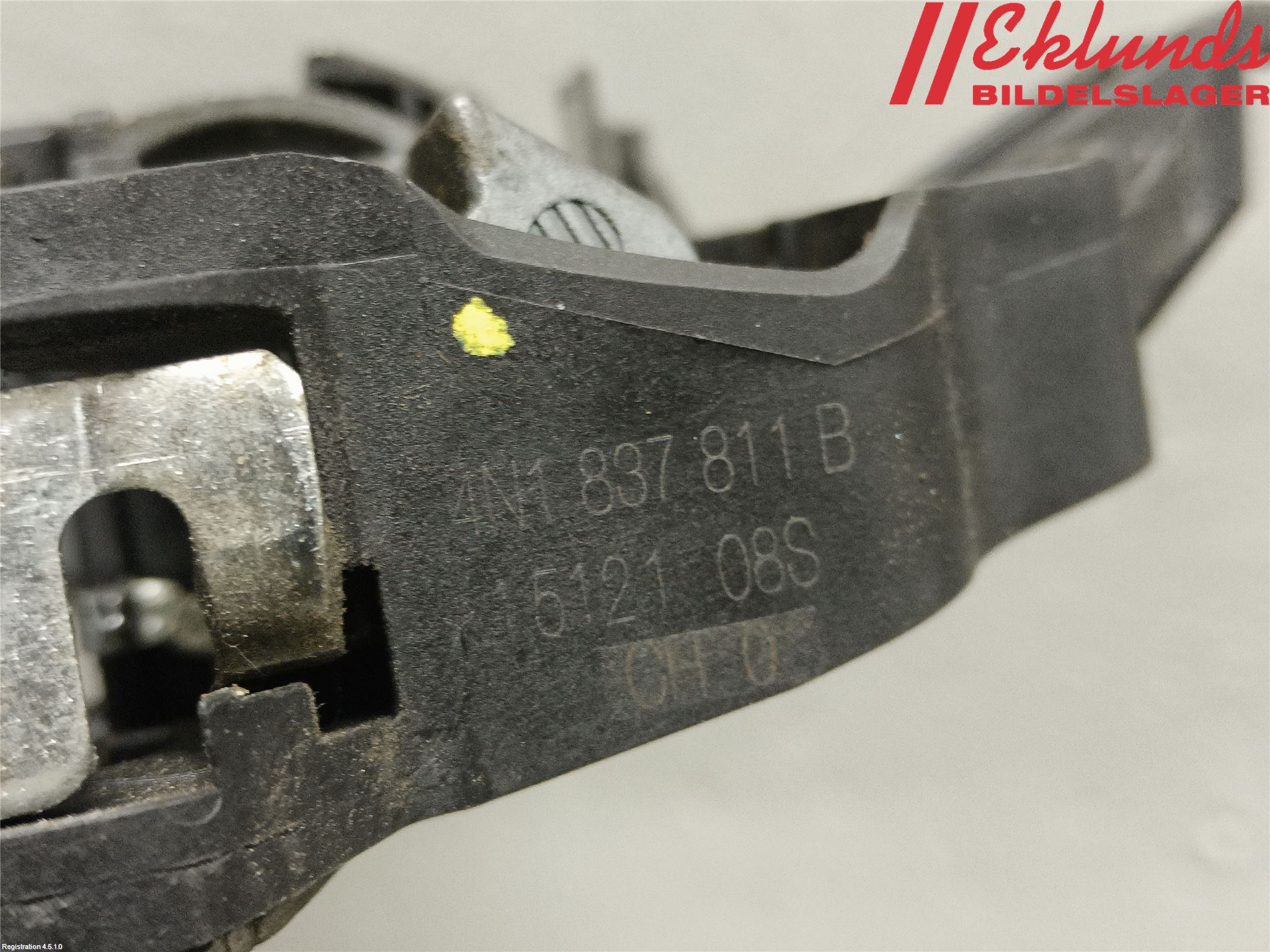 Audi A6 F2/C8 19- Dörrhandtag Yttre Vä