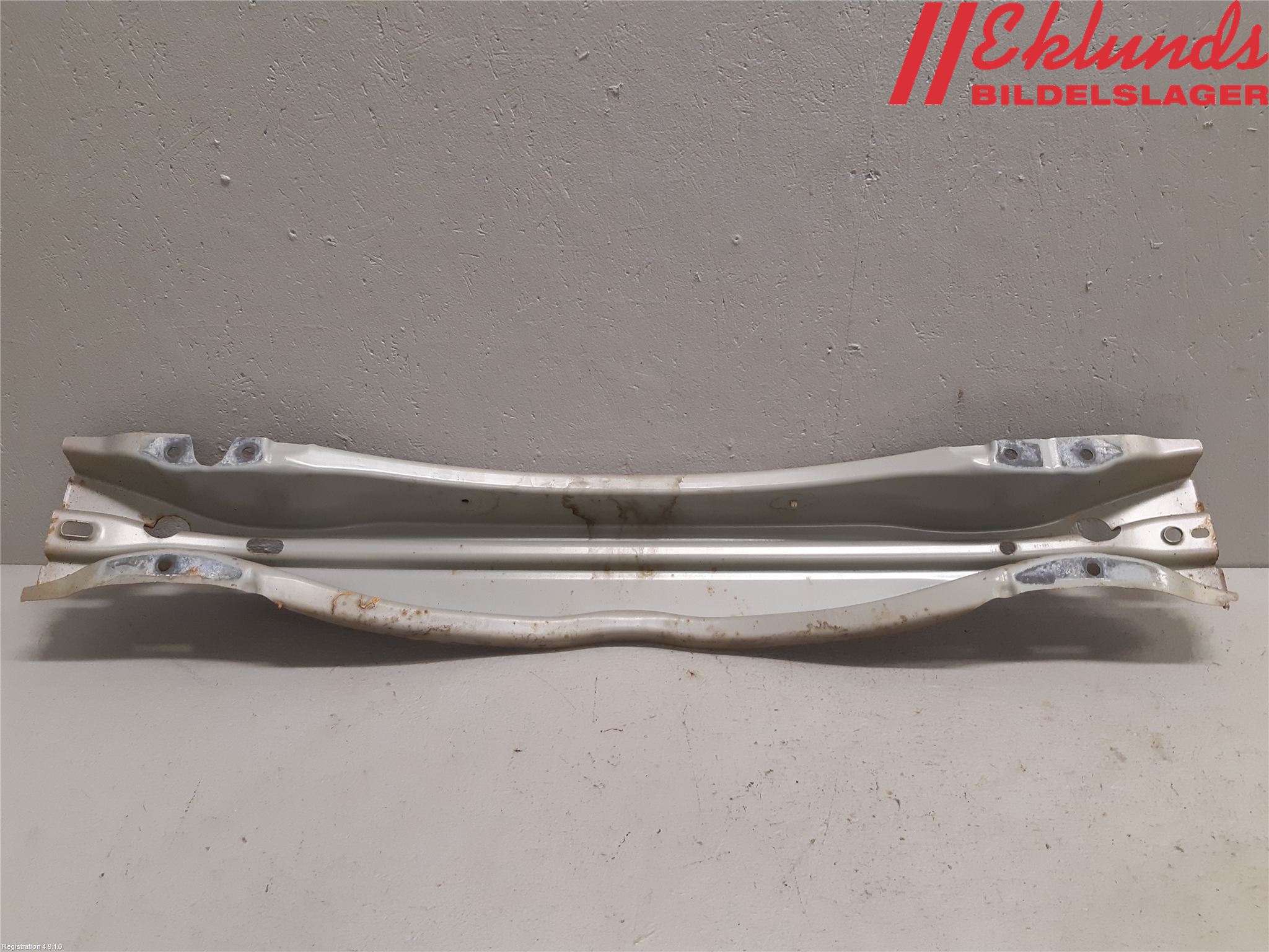 Volvo V70 08-13 Stötfångarbalk Bak